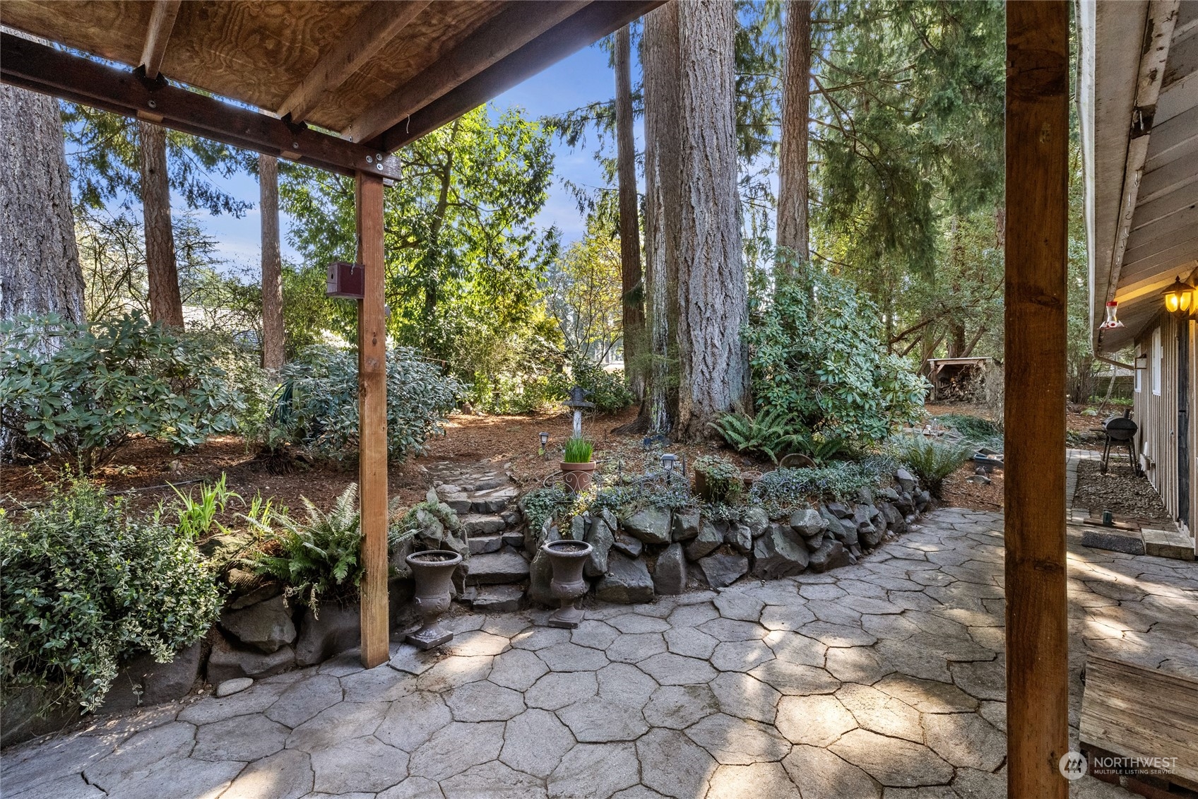 10123 Superior Street SW