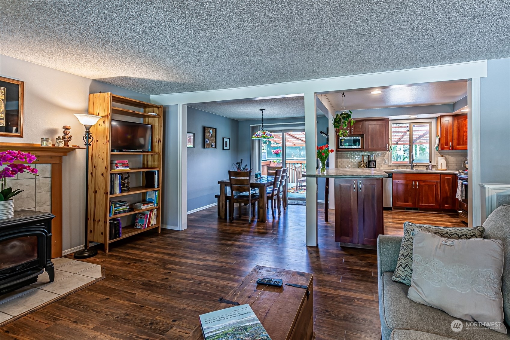 4630 Gunvor Court NE