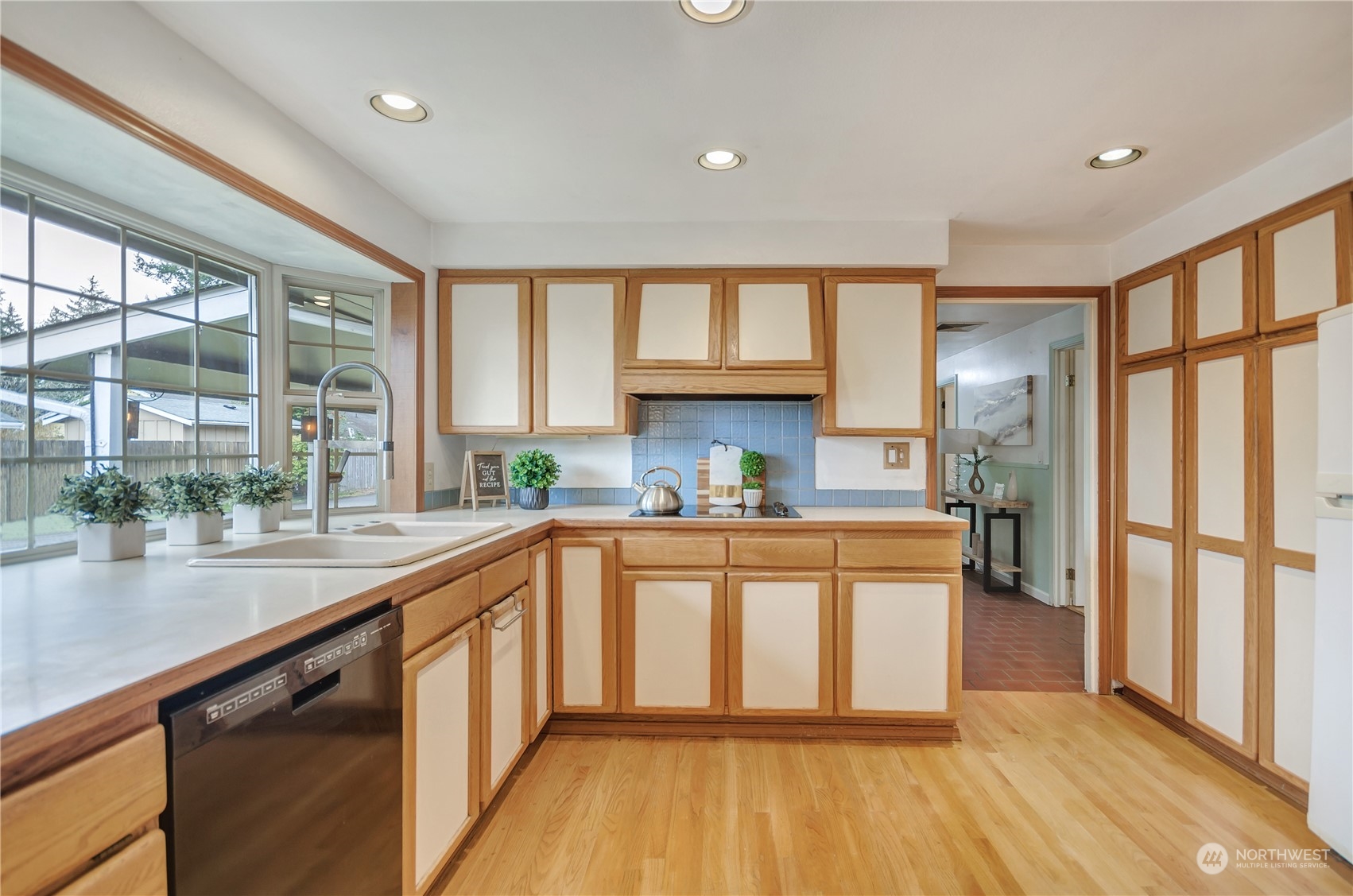 9615 Lake Steilacoom Drive SW