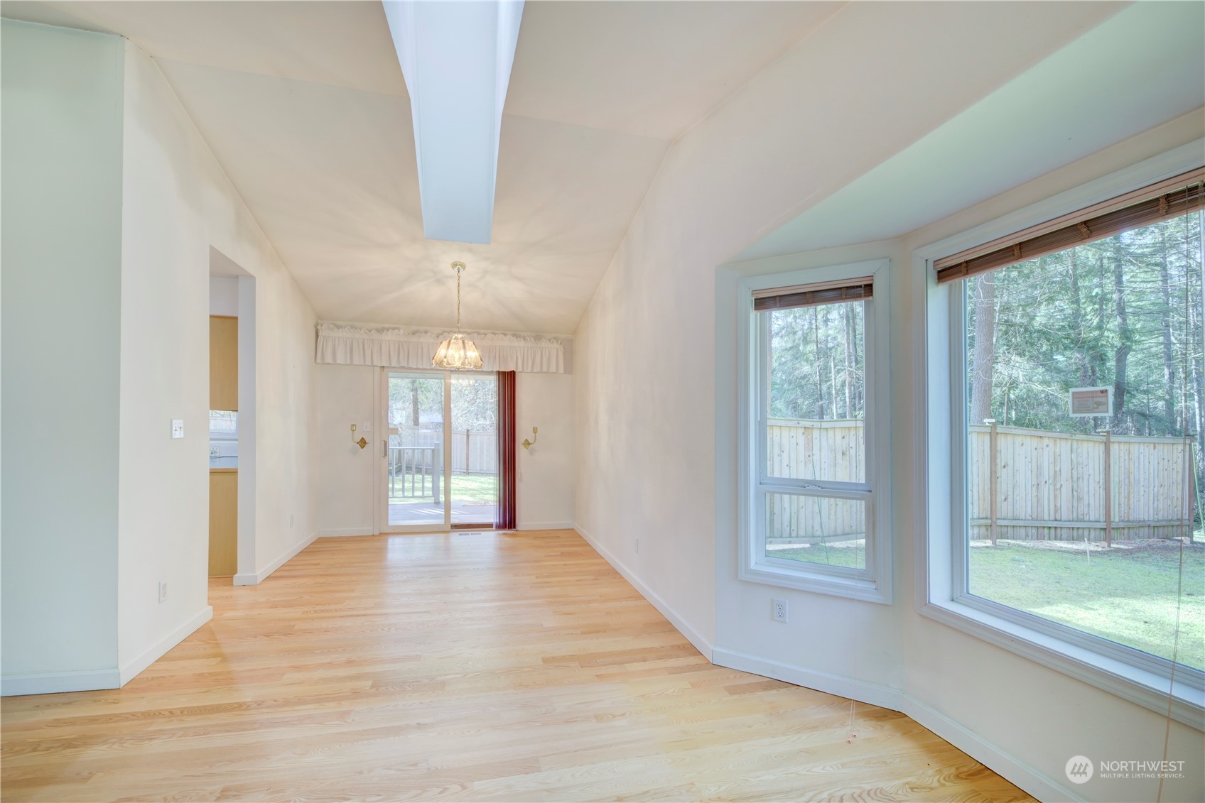 19511 113th Avenue E