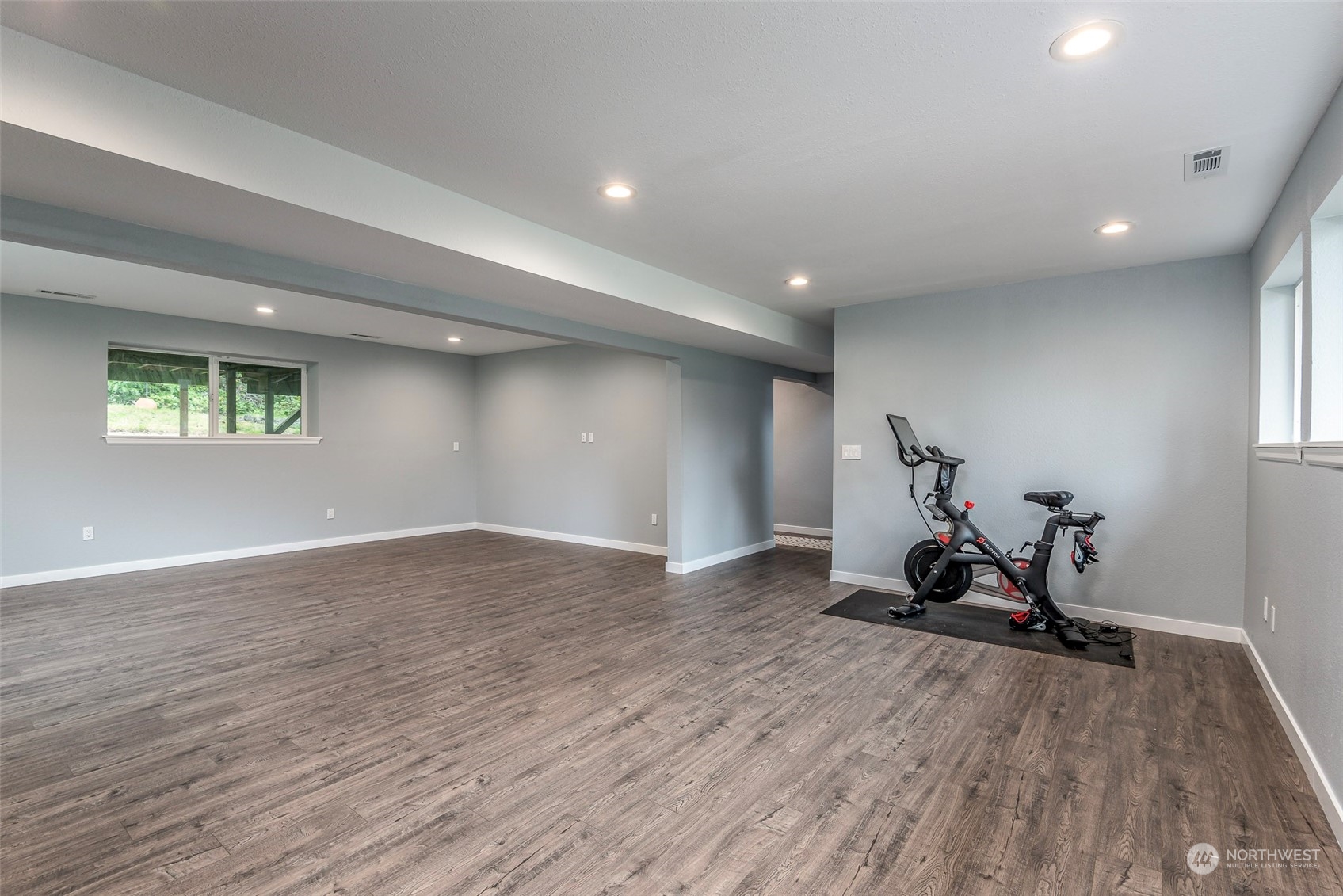 5414 100th Avenue NW