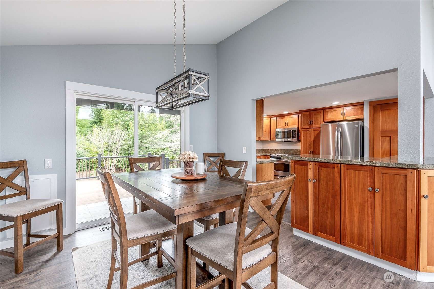 5414 100th Avenue NW