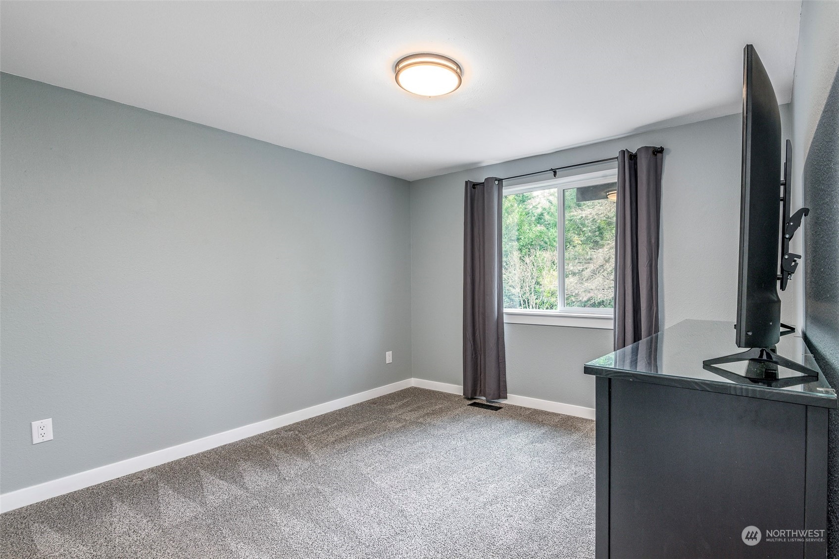 5414 100th Avenue NW