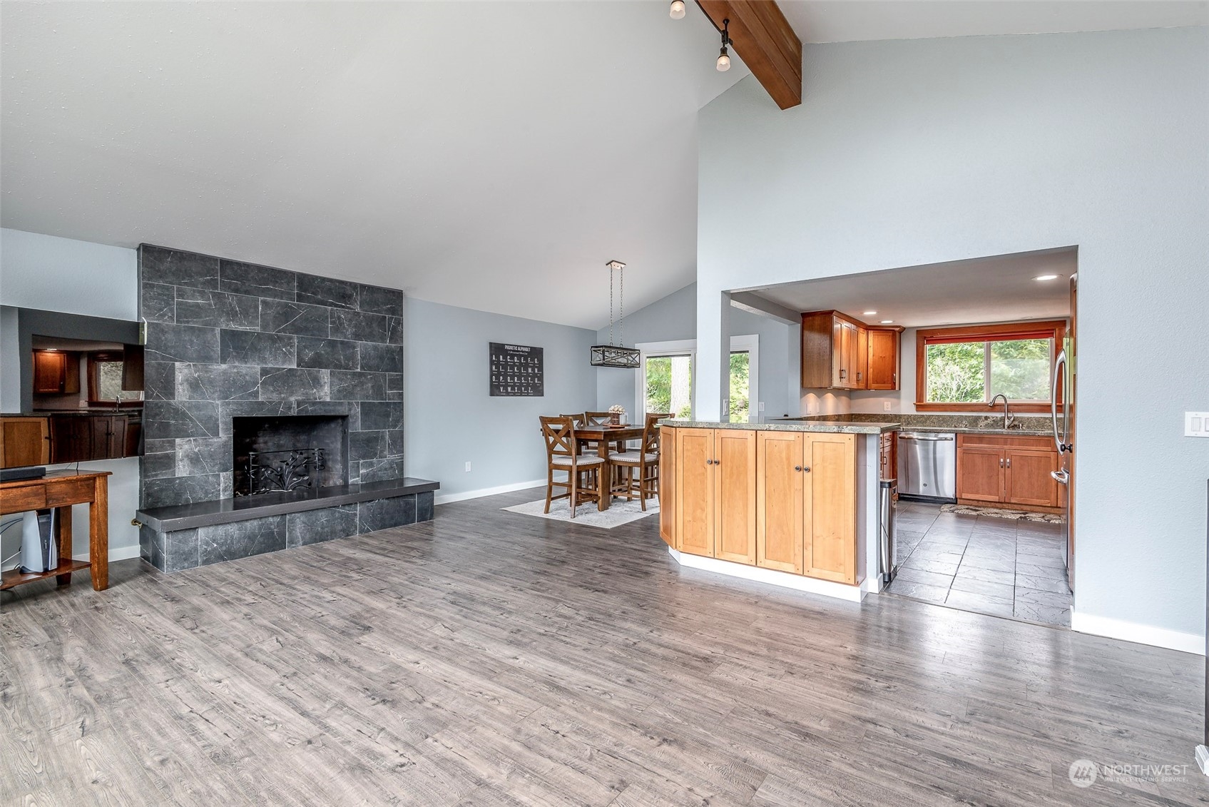 5414 100th Avenue NW