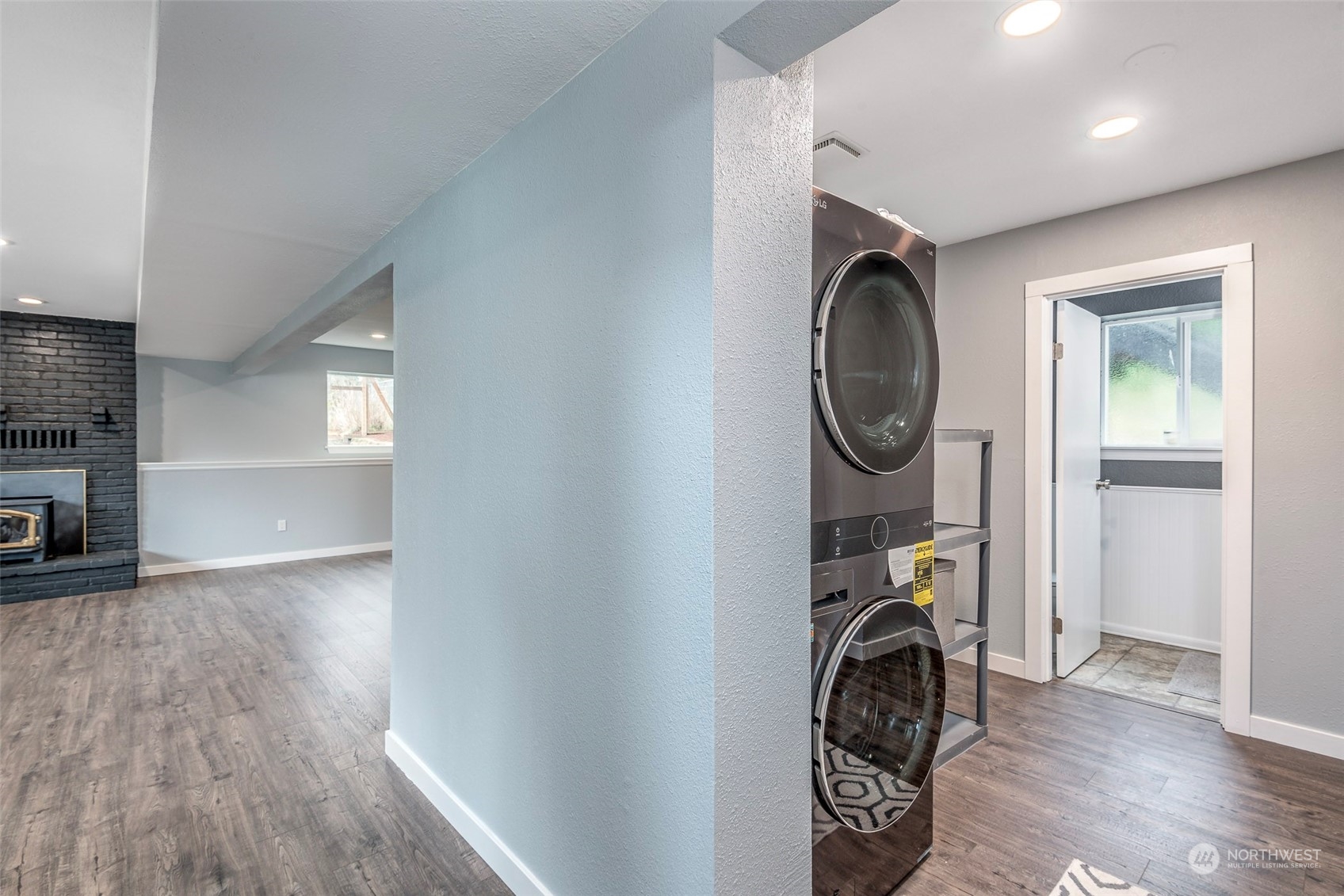 5414 100th Avenue NW