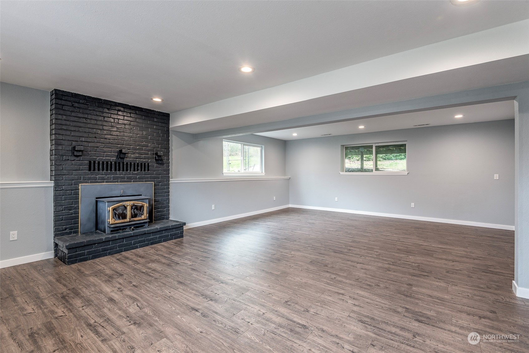 5414 100th Avenue NW