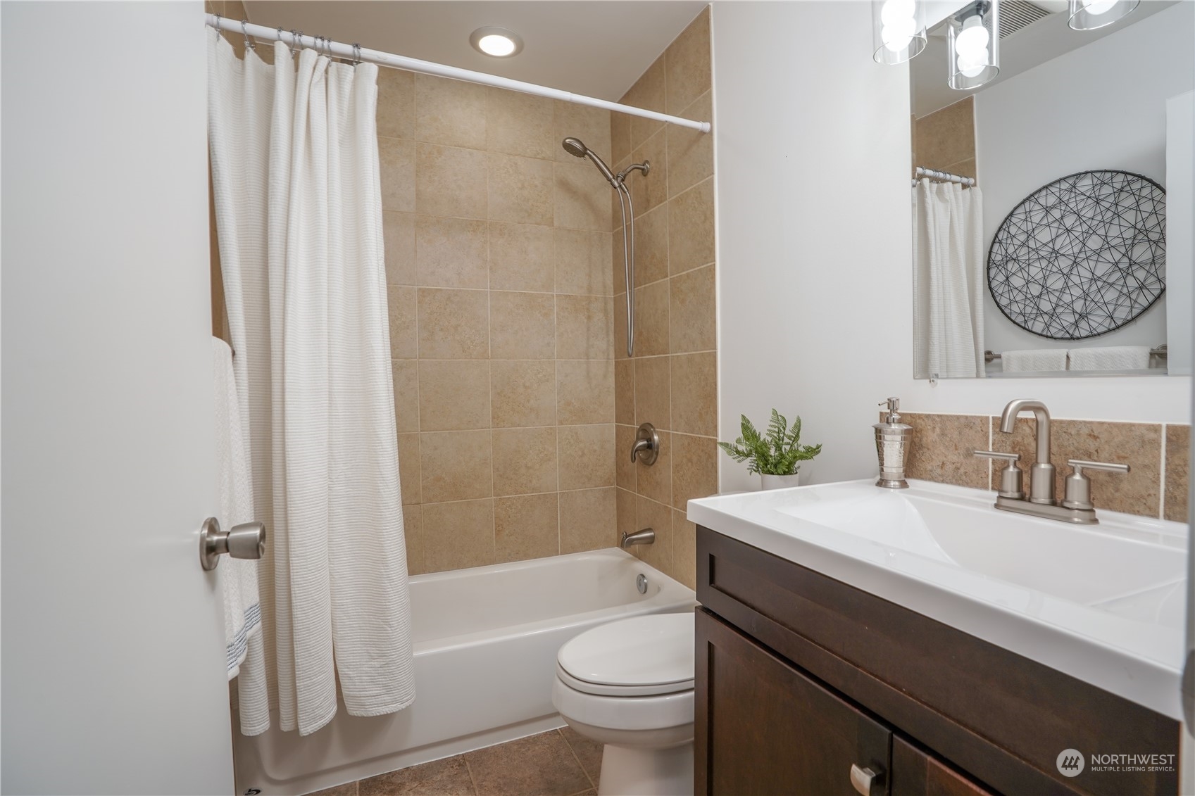 2363 S Yakima Avenue