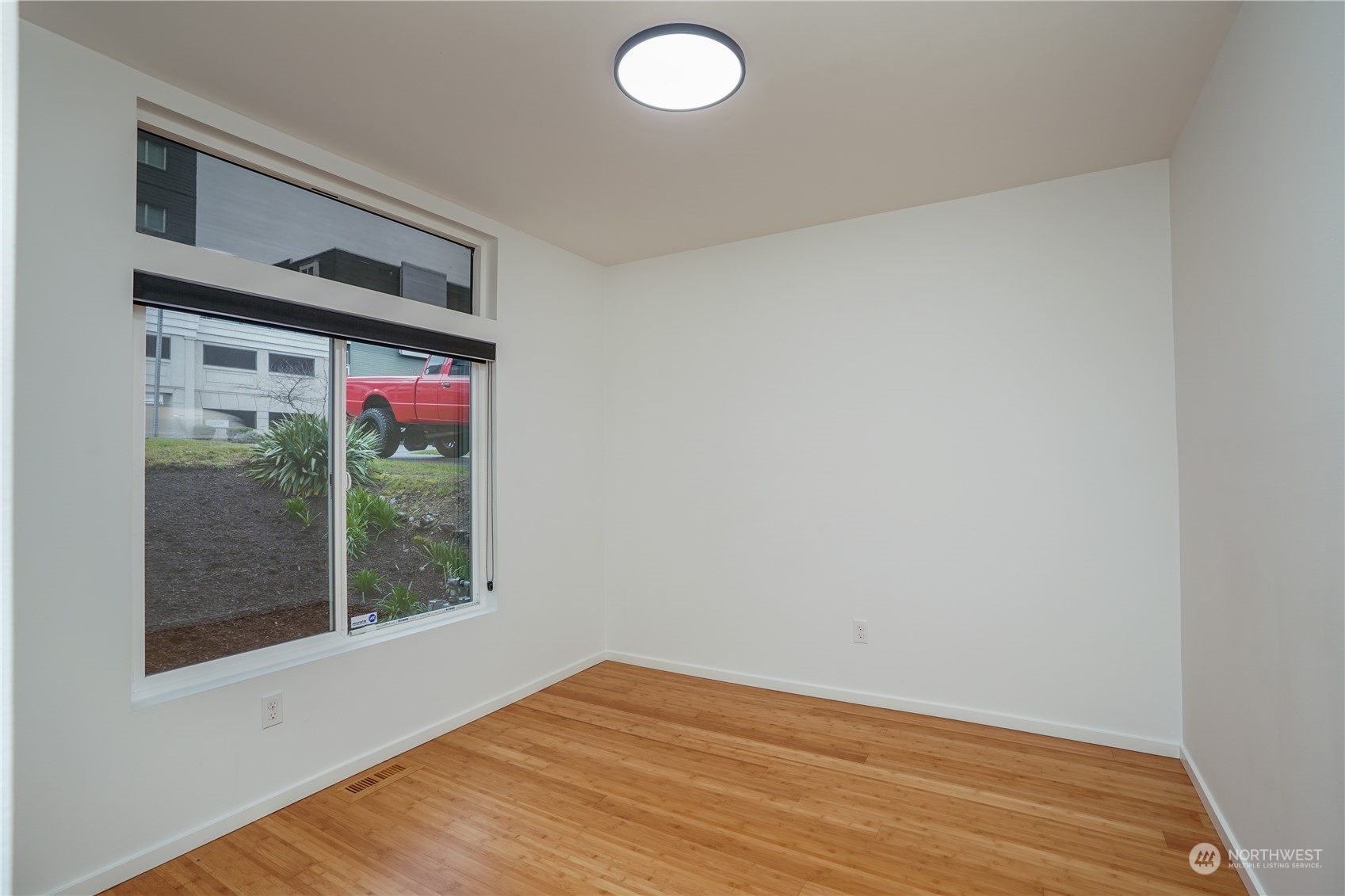 2363 S Yakima Avenue