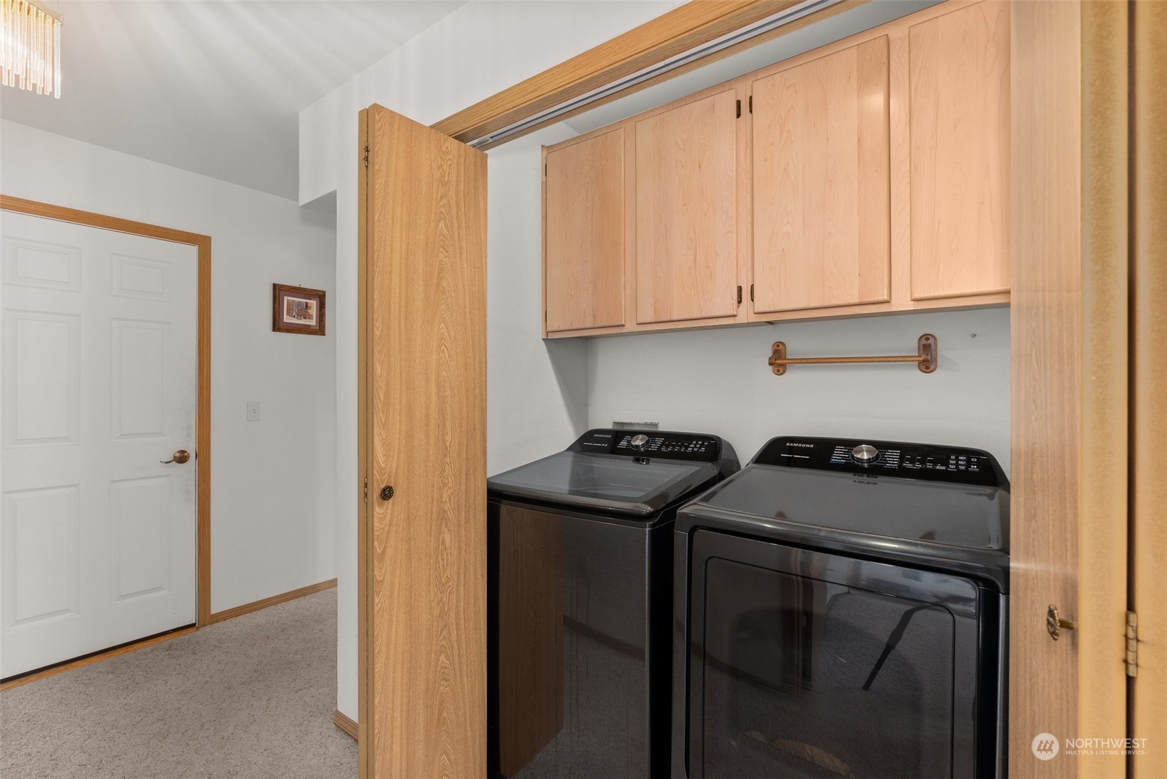 895 Catala Avenue SE