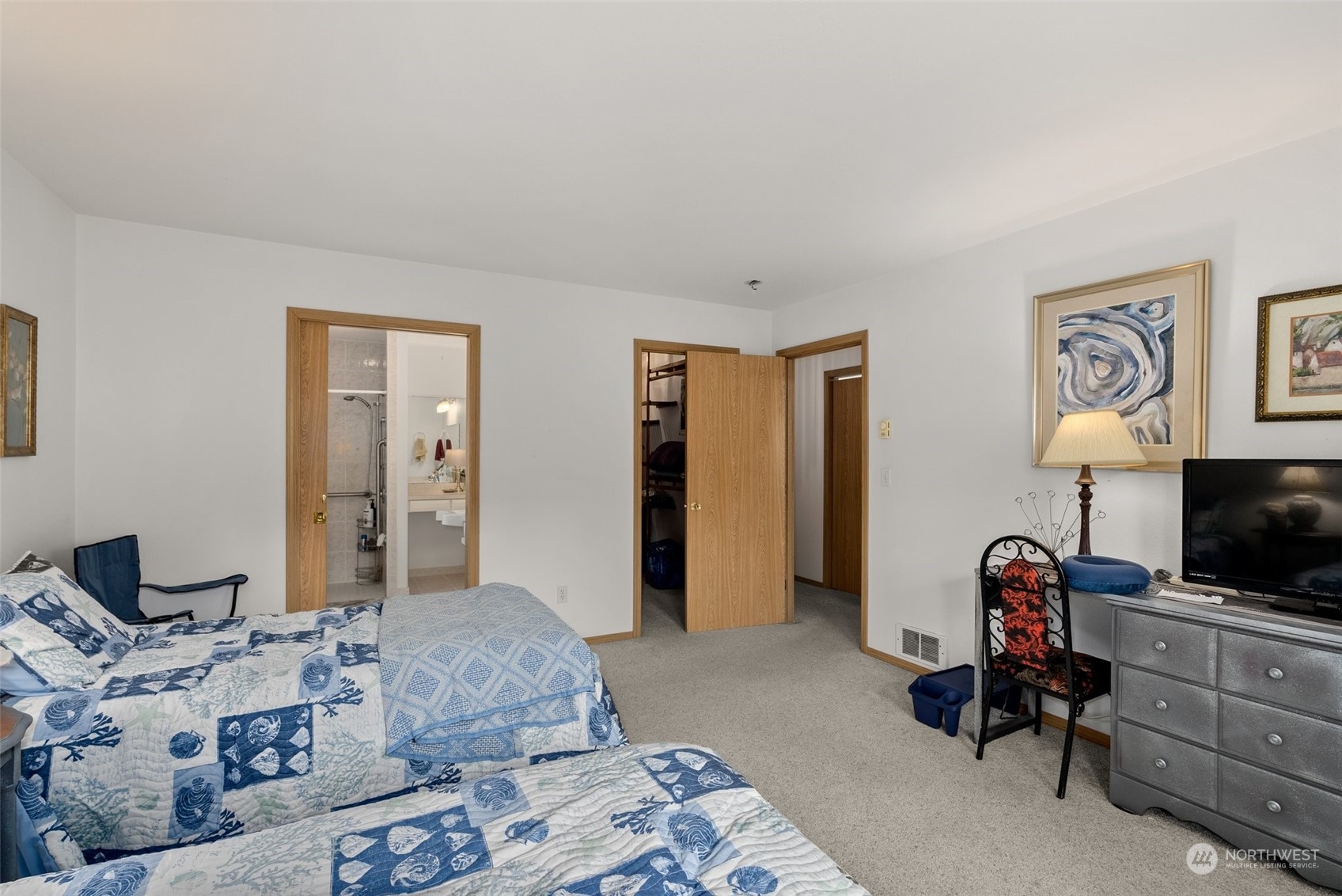 895 Catala Avenue SE