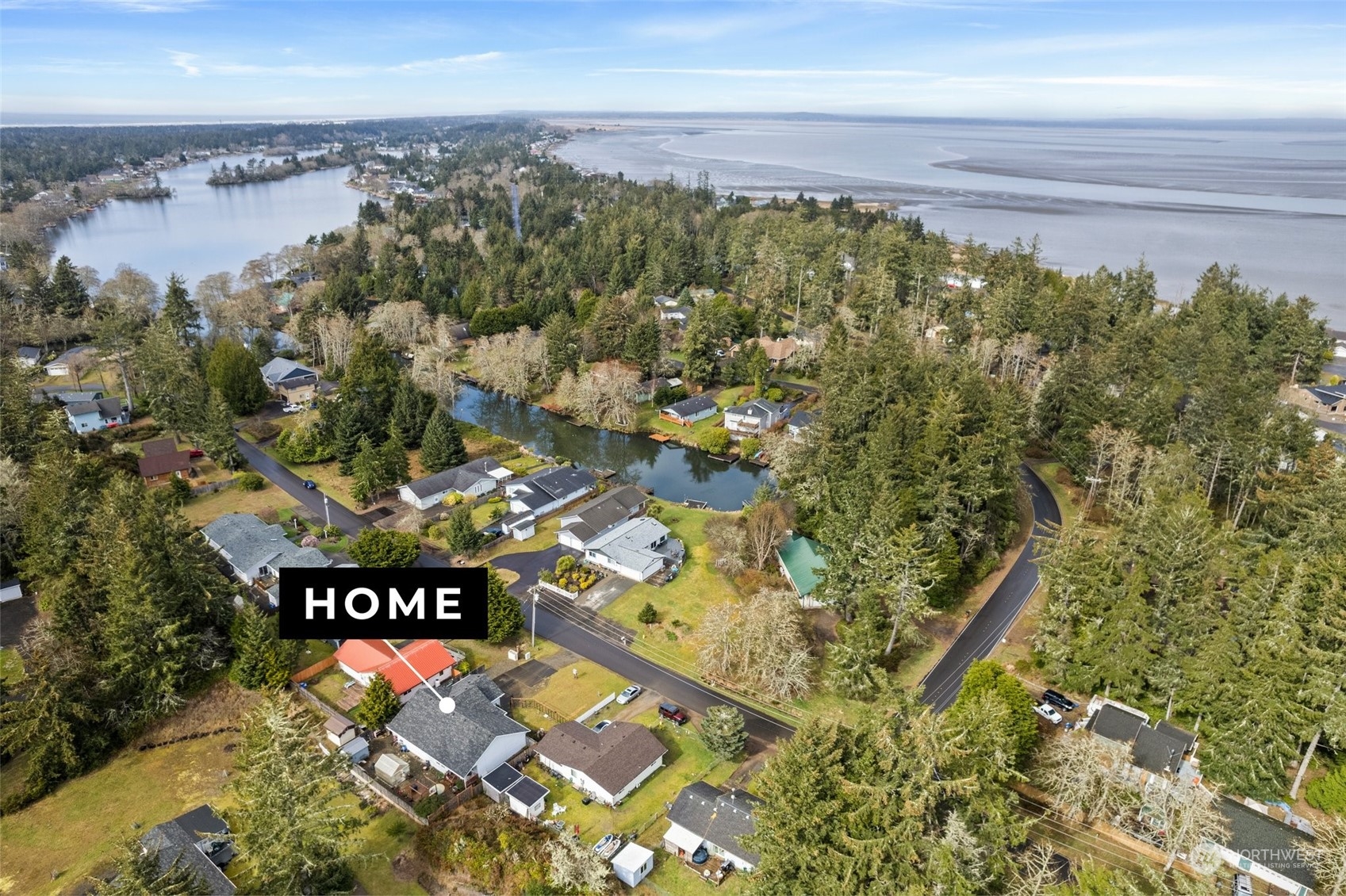 895 Catala Avenue SE