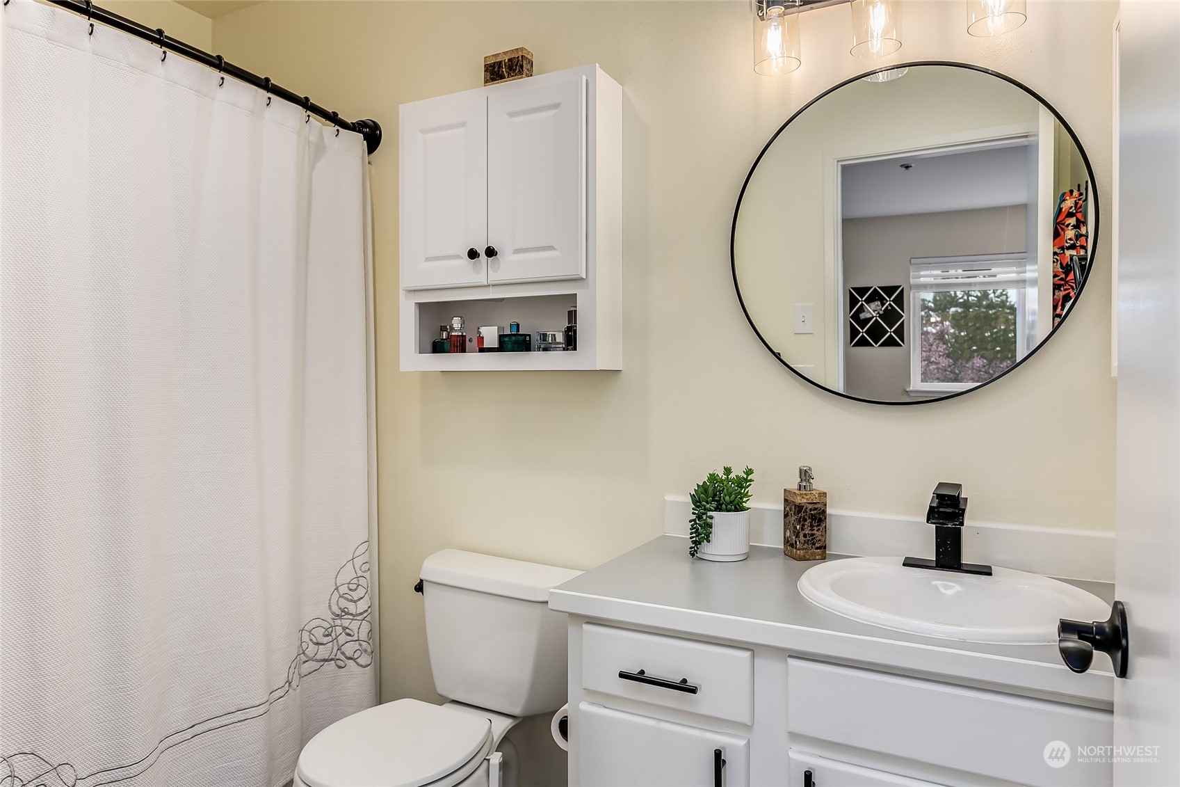 1129 W Casino Road #4