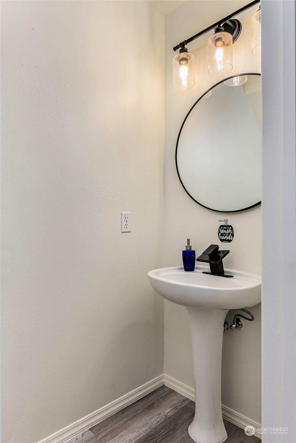 1129 W Casino Road #4