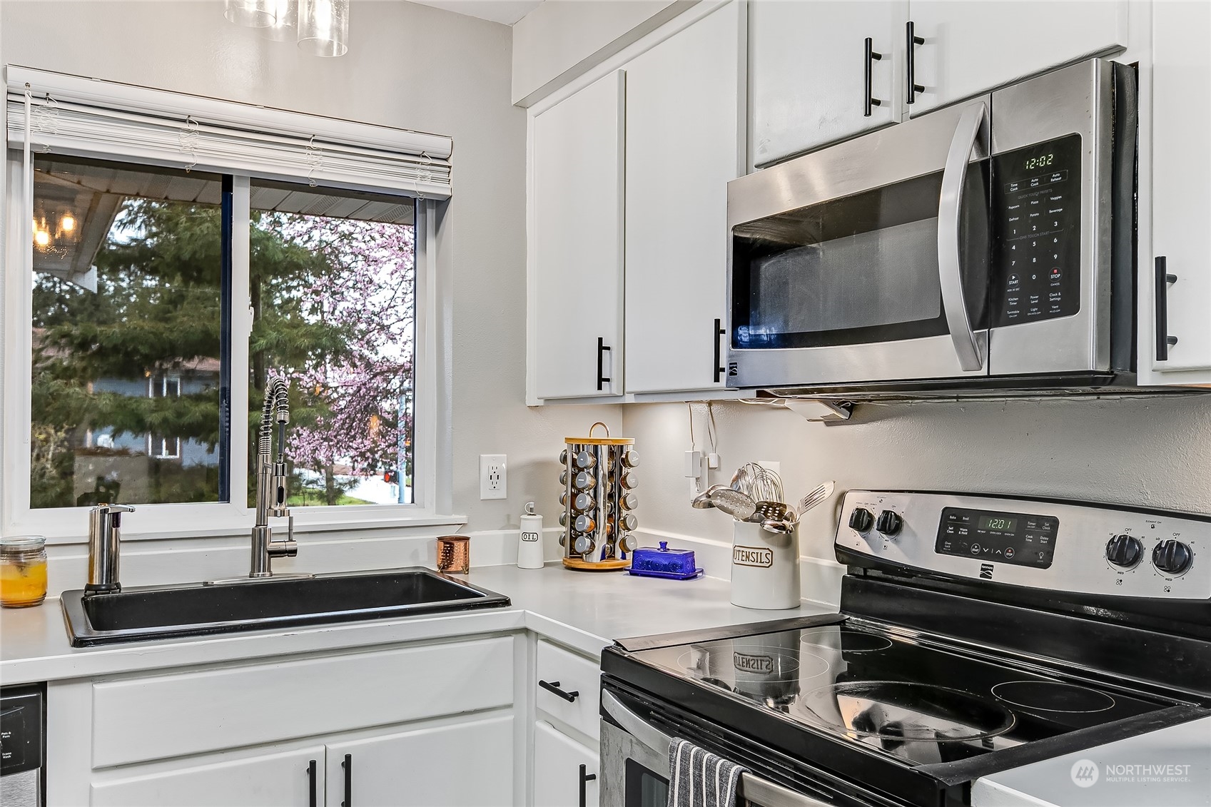 1129 W Casino Road #4