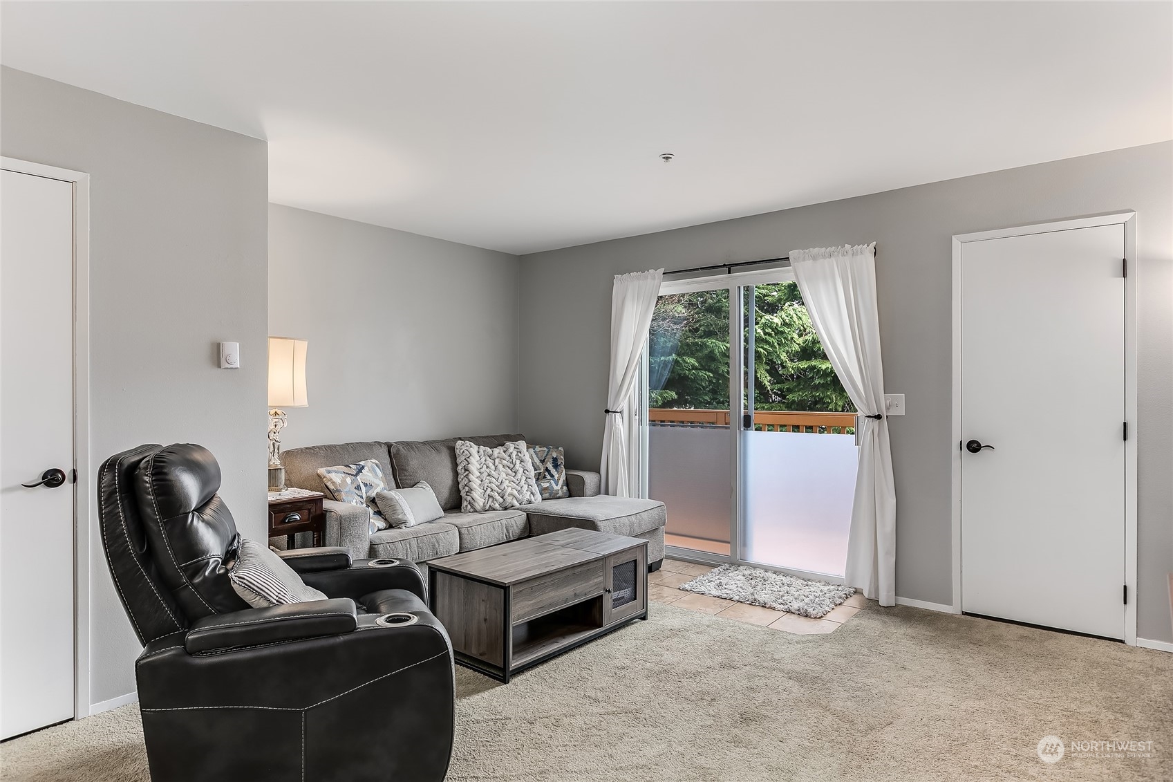 1129 W Casino Road #4