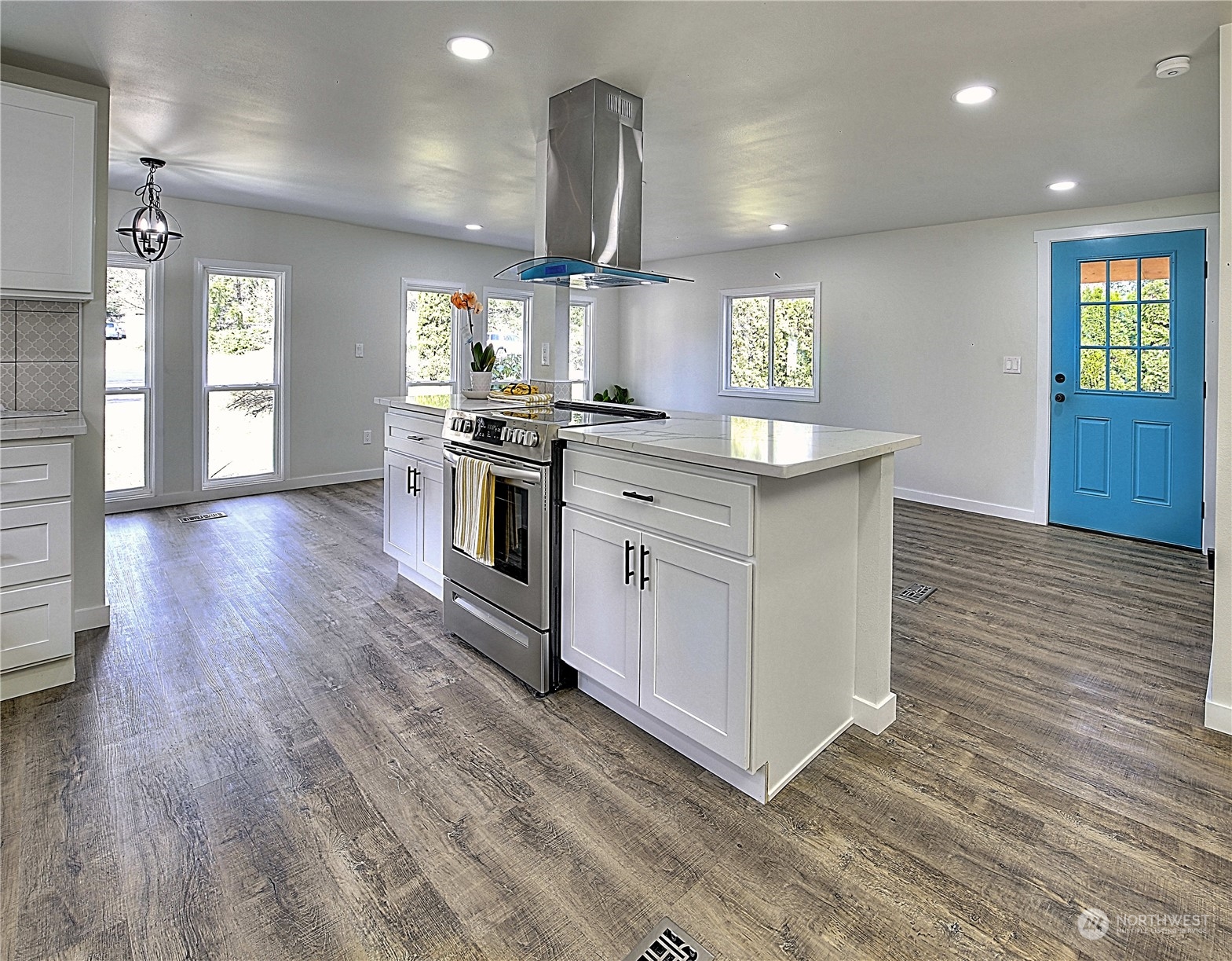 13113 213th Avenue Ct E
