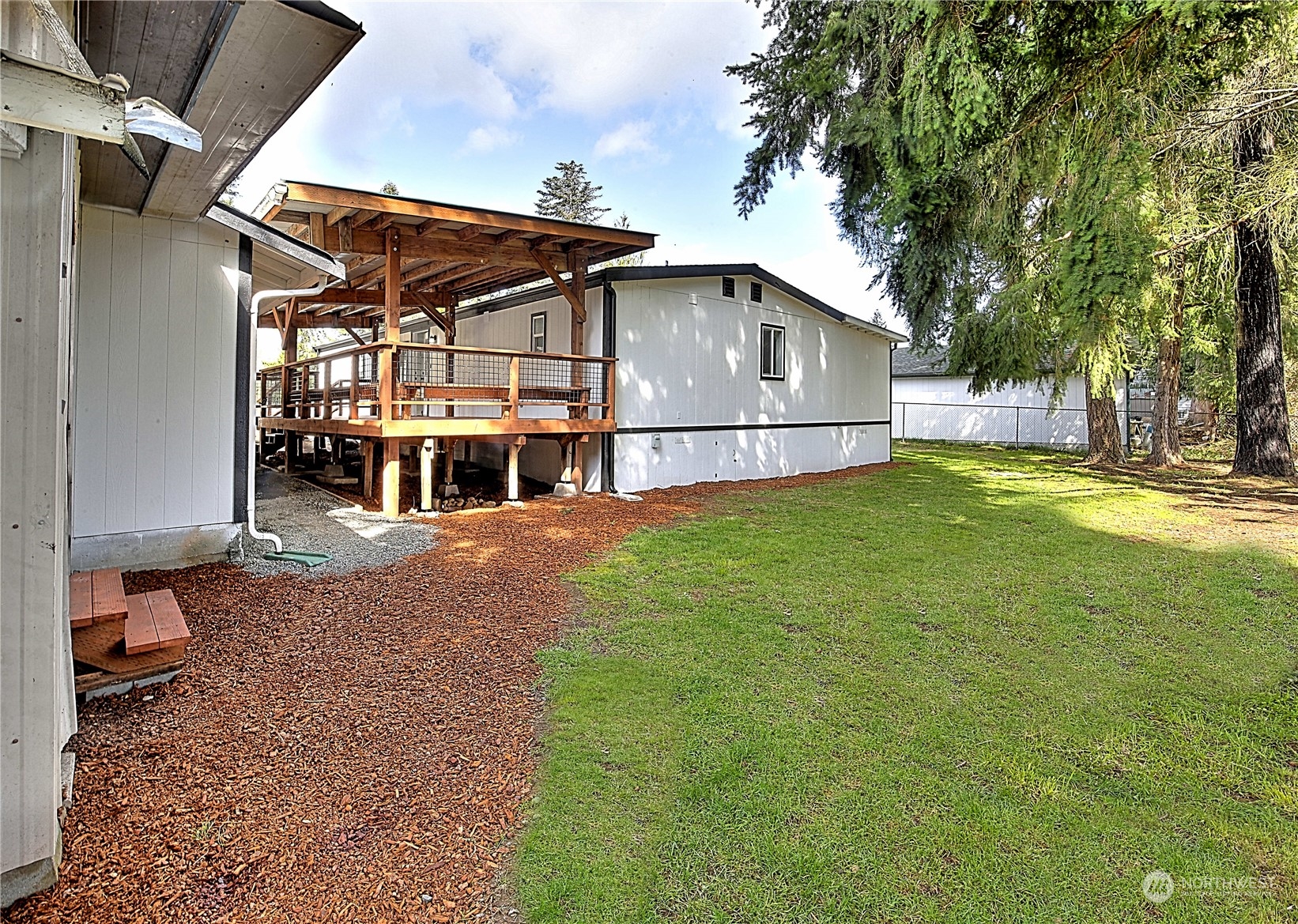 13113 213th Avenue Ct E