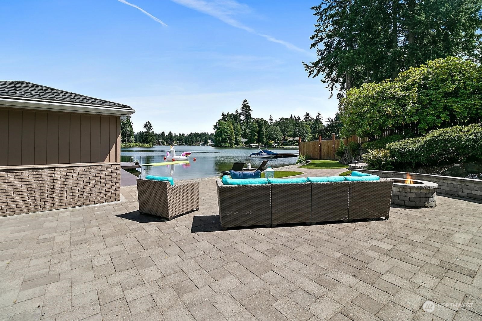 10807 Evergreen Terrace SW