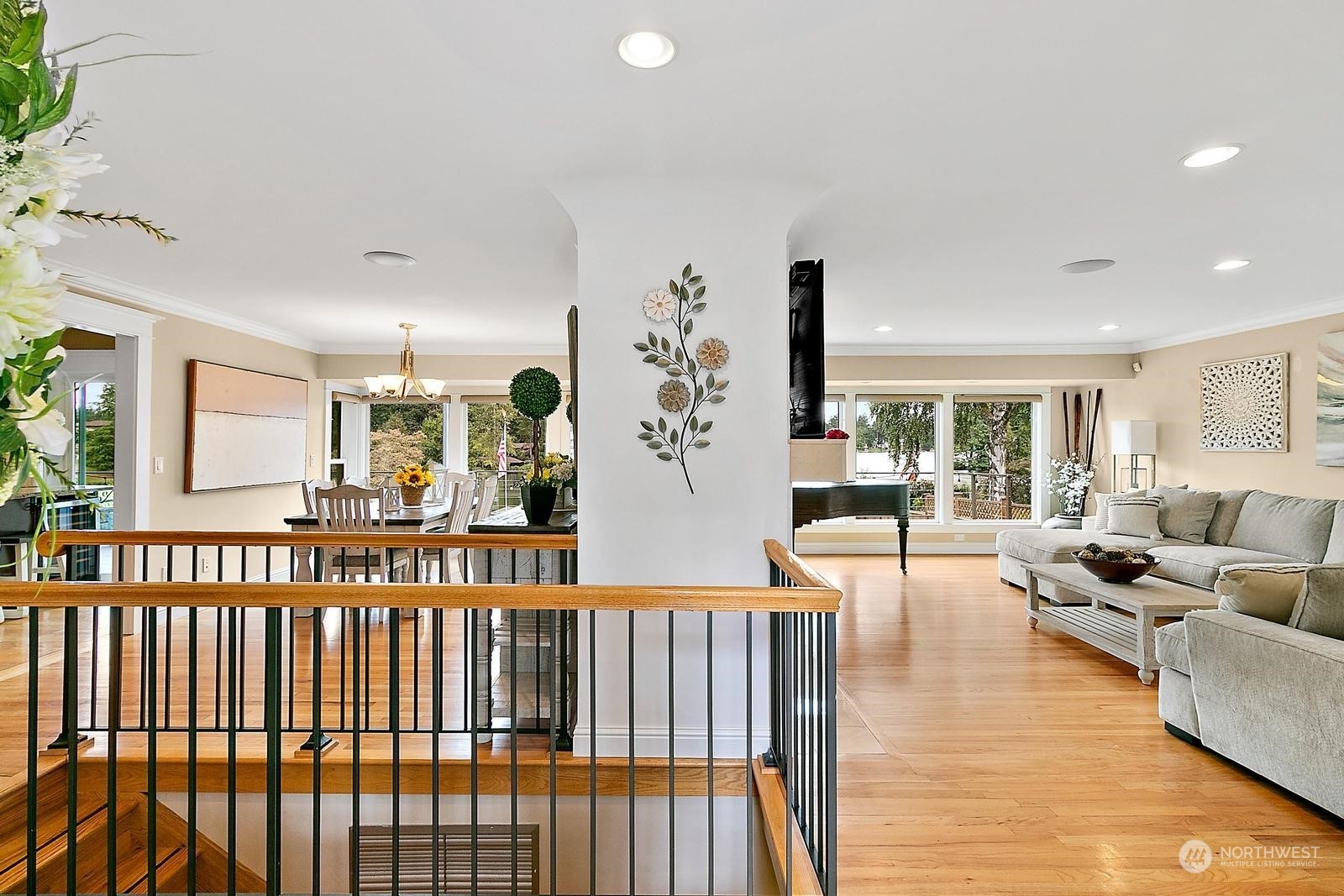 10807 Evergreen Terrace SW