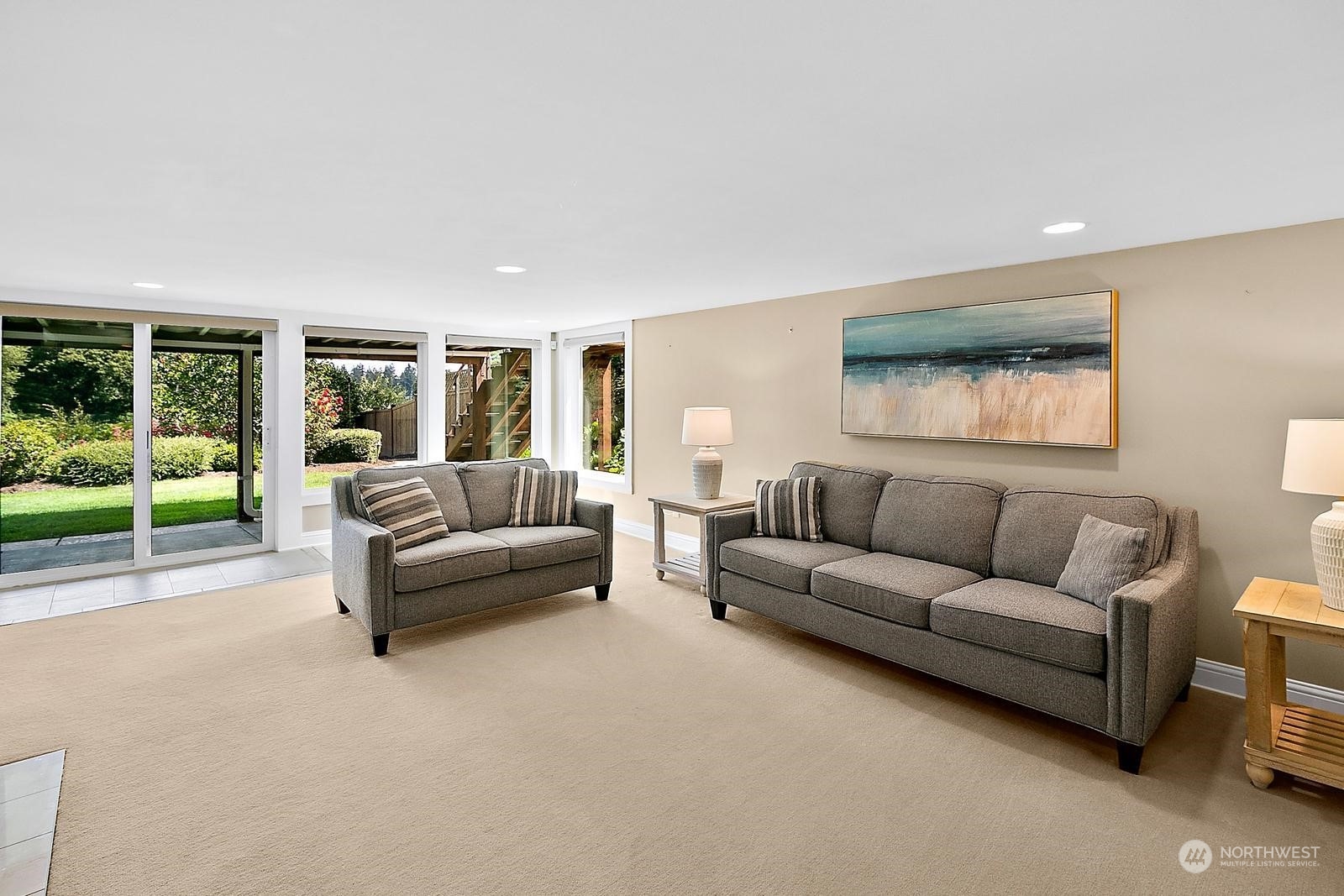 10807 Evergreen Terrace SW