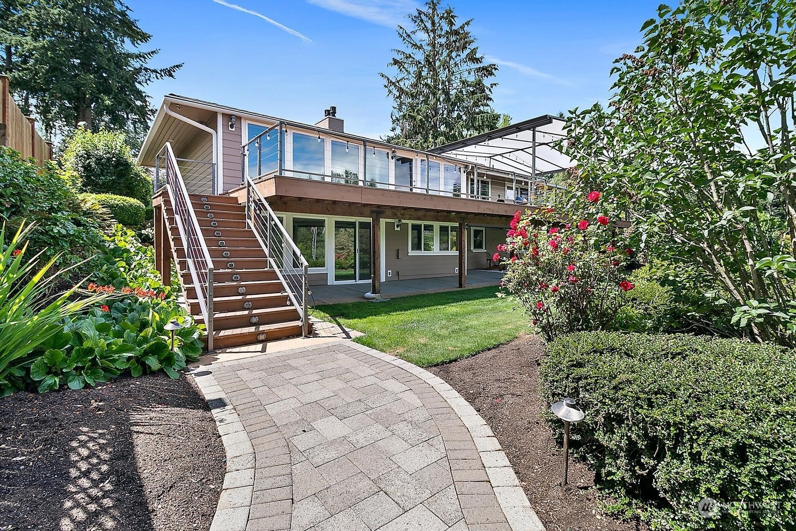 10807 Evergreen Terrace SW