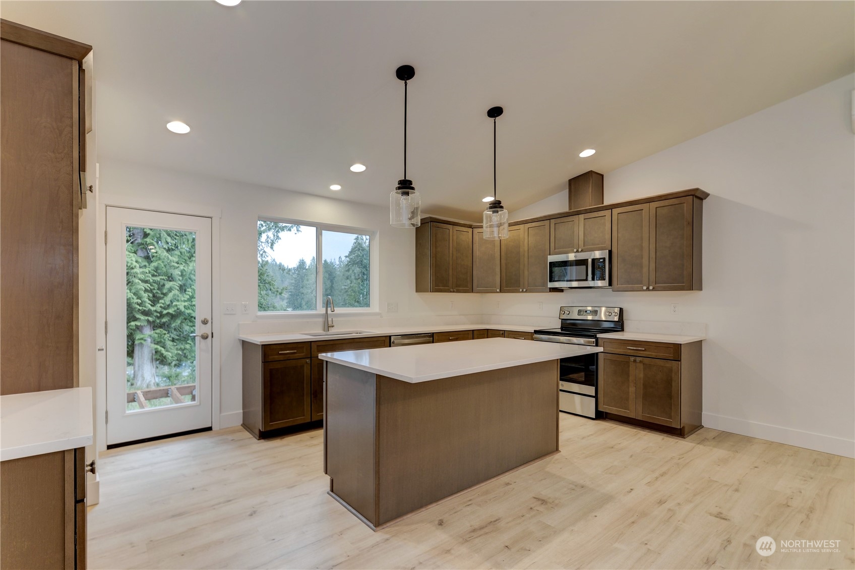 9808 Windward Drive NW