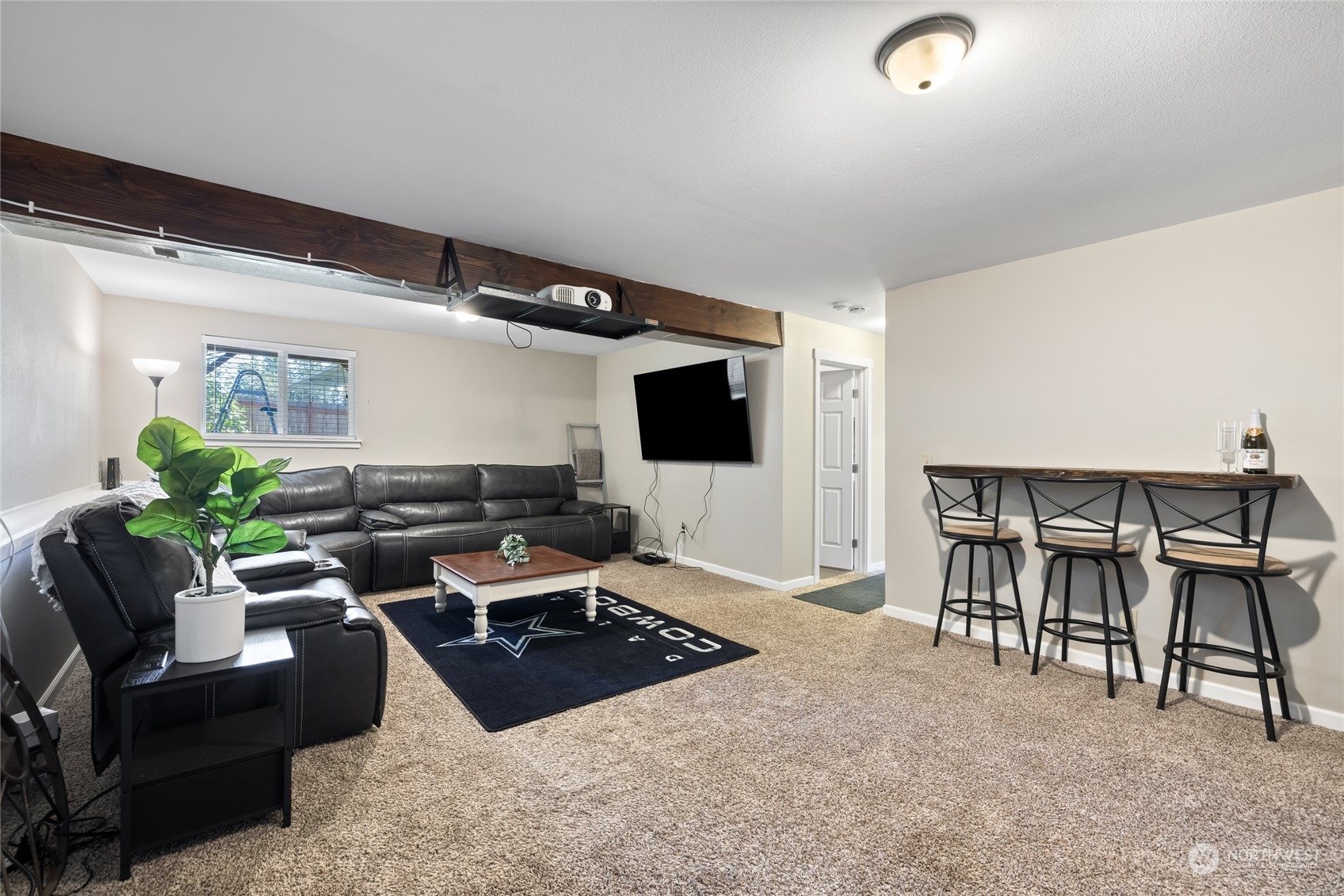2755 Cambridge Drive