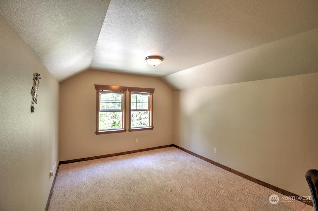 7035 Sandy Point Beach Road NE