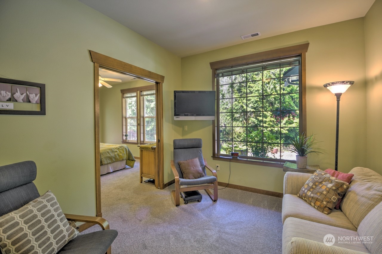 7035 Sandy Point Beach Road NE