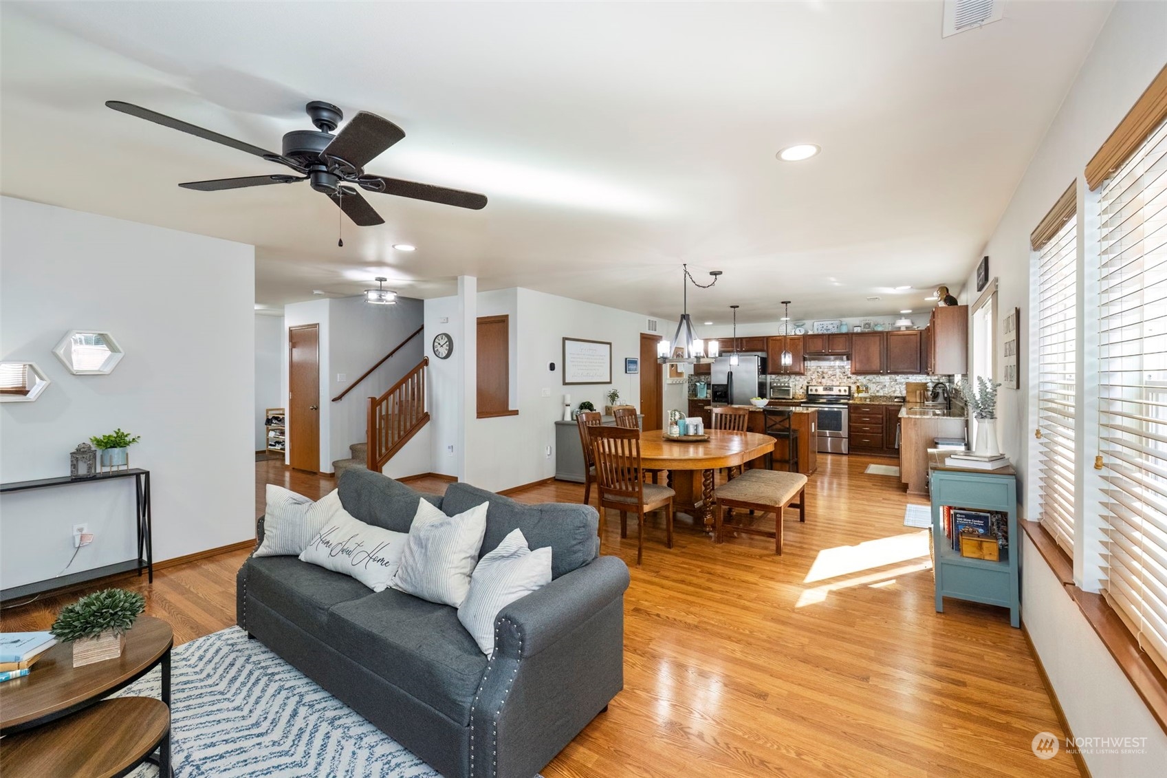 2218 SW Siskin Circle