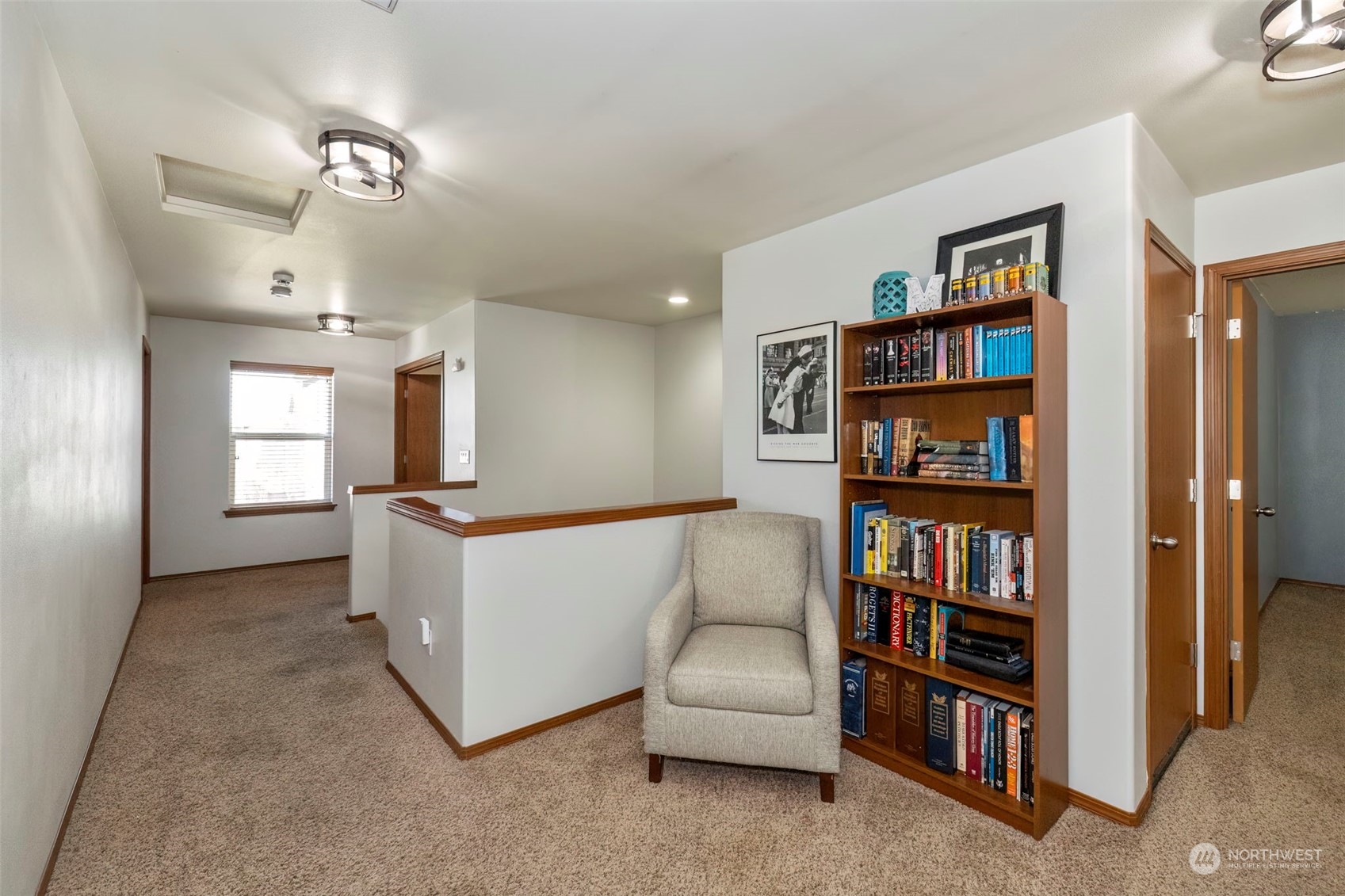 2218 SW Siskin Circle