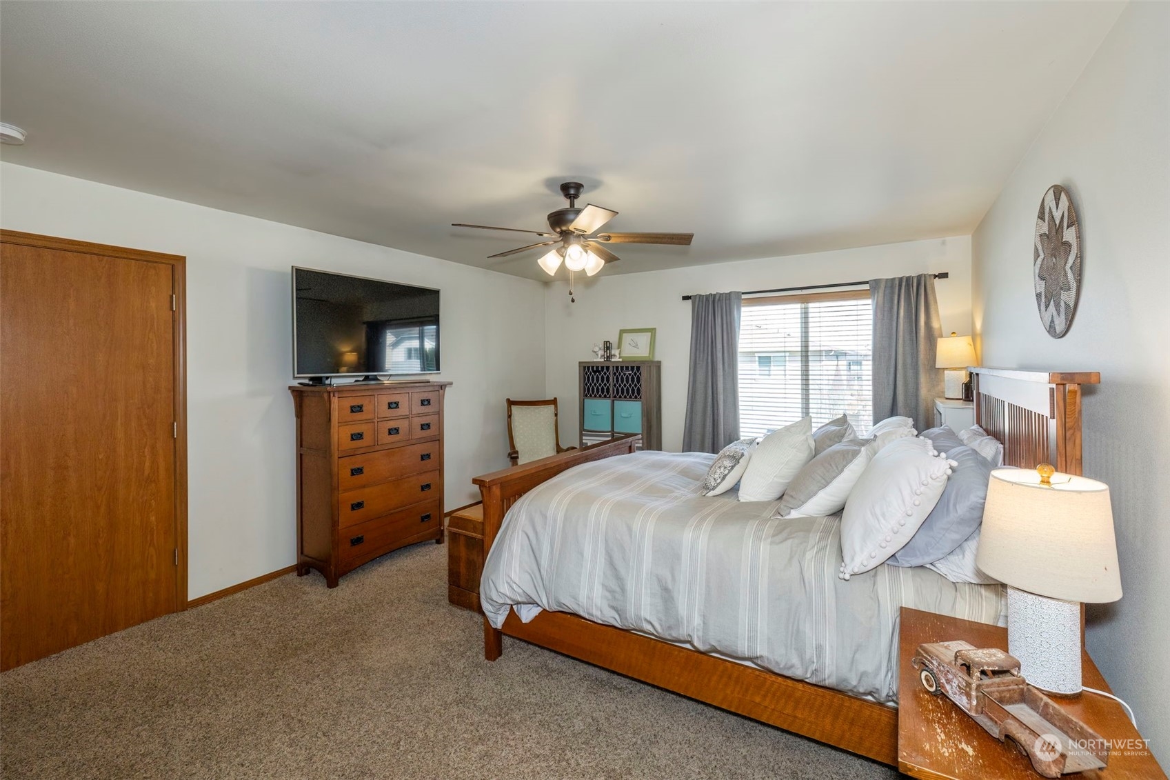 2218 SW Siskin Circle