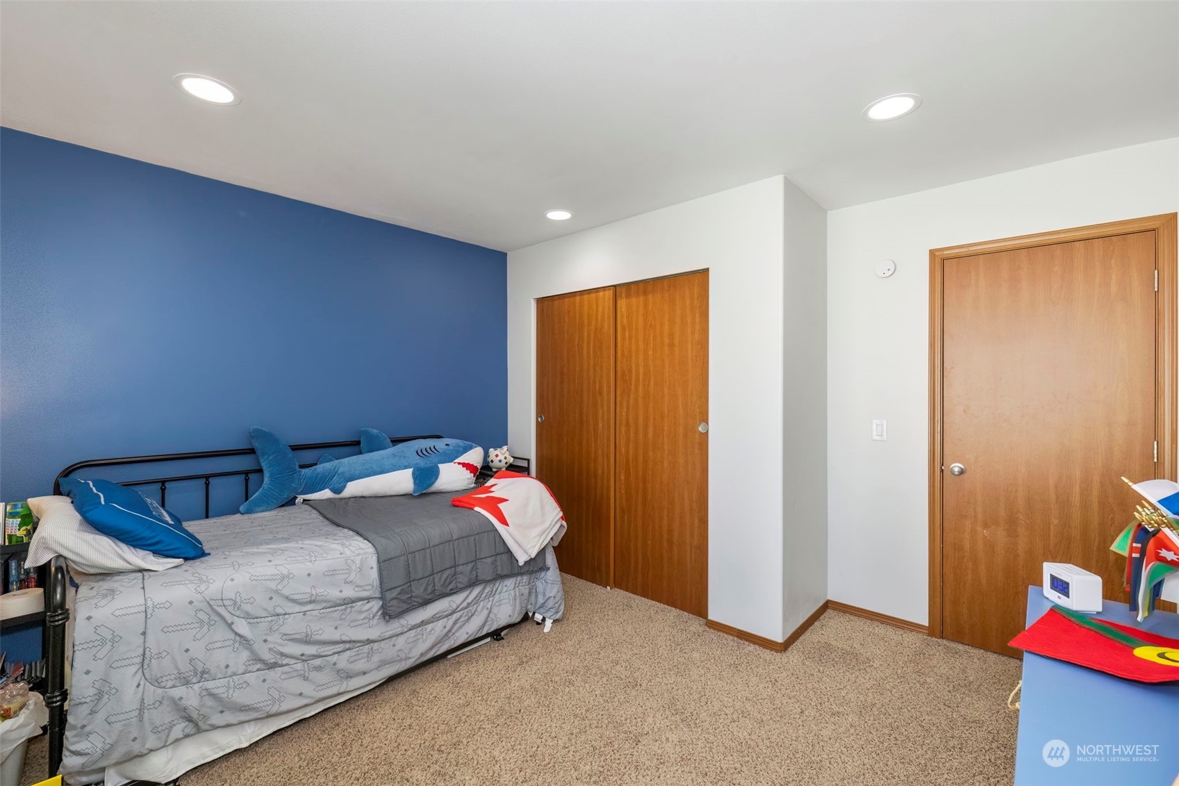 2218 SW Siskin Circle