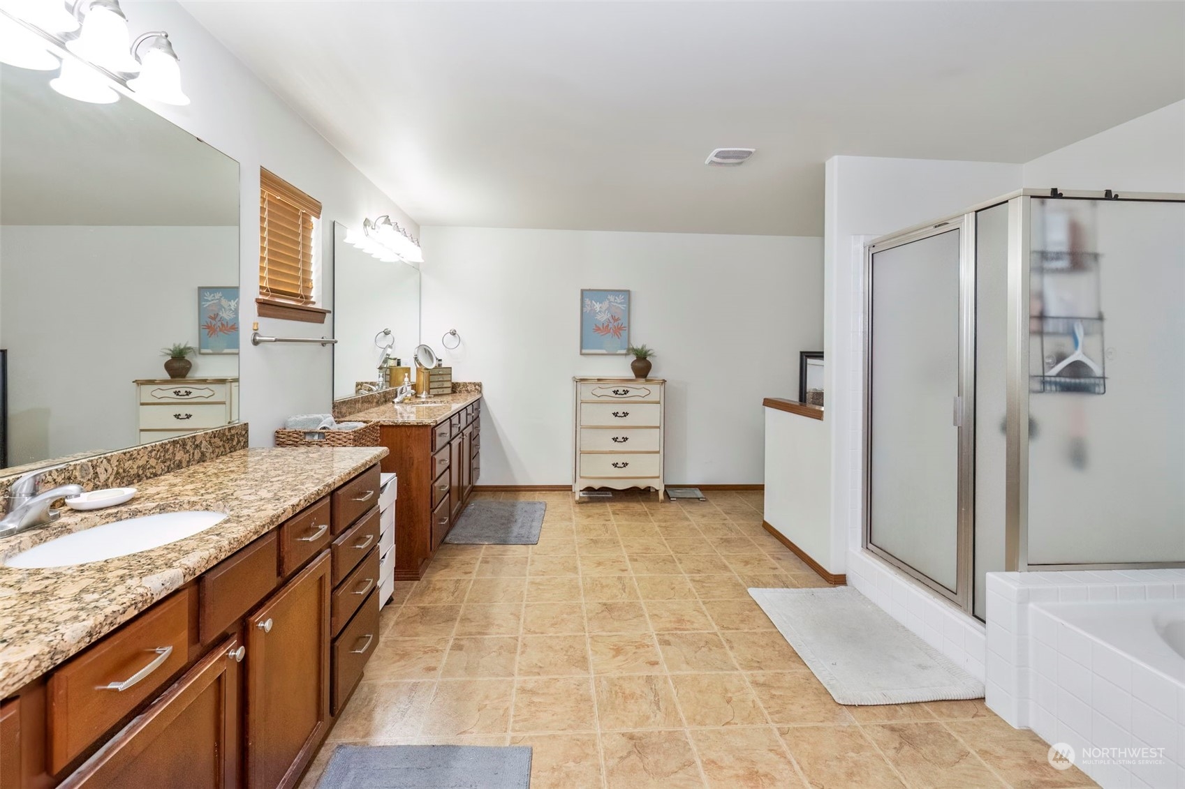 2218 SW Siskin Circle