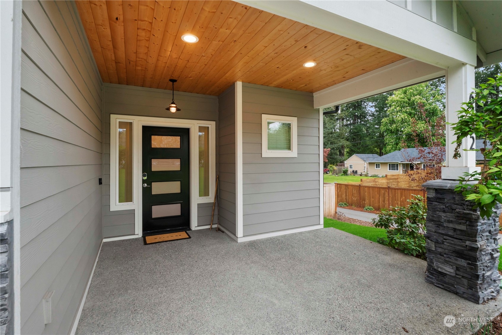 6202 Alameda Avenue W