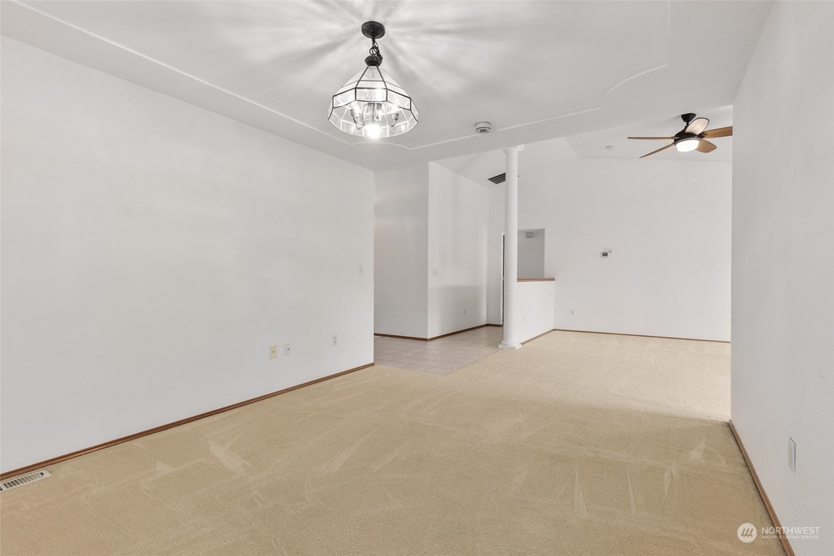 8614 Christa Drive NE