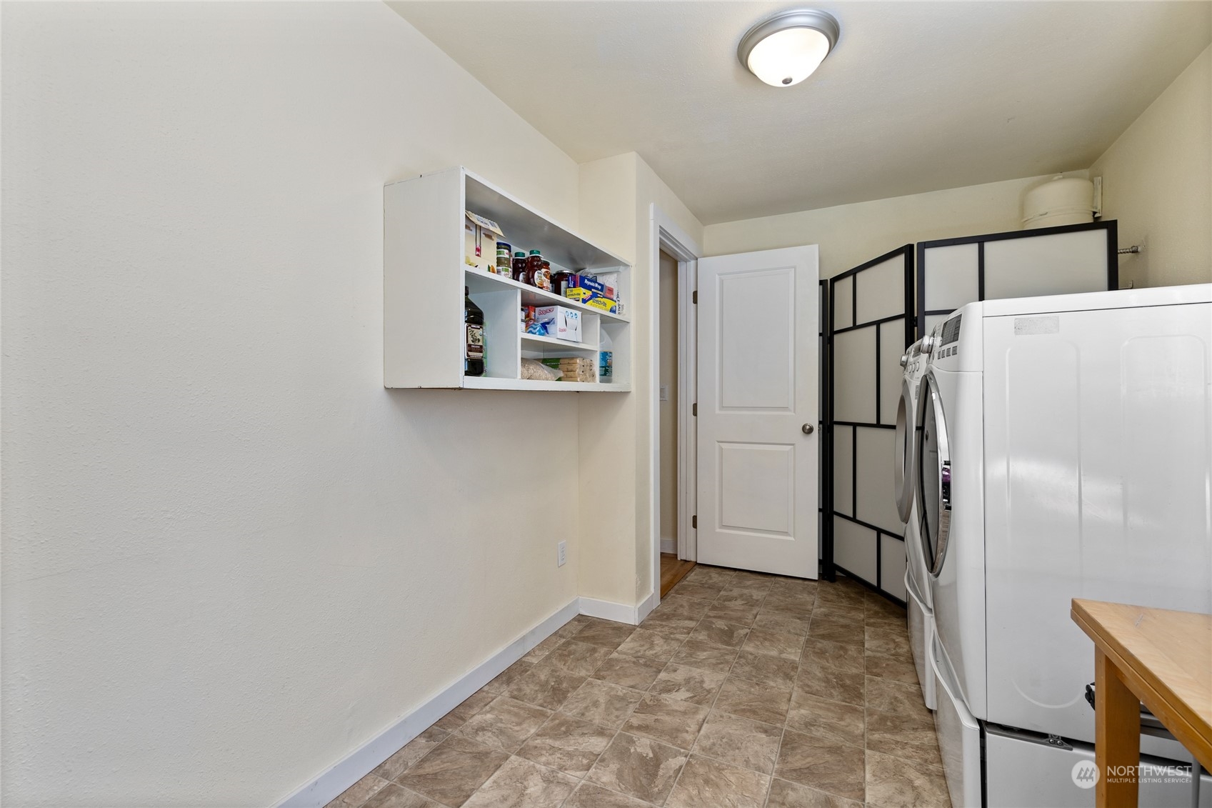 17702 Commons Road SW