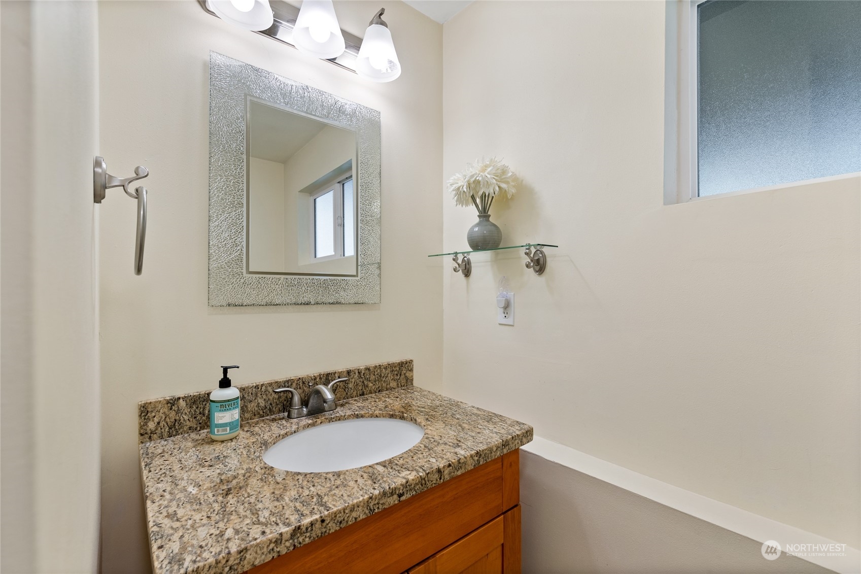 17702 Commons Road SW