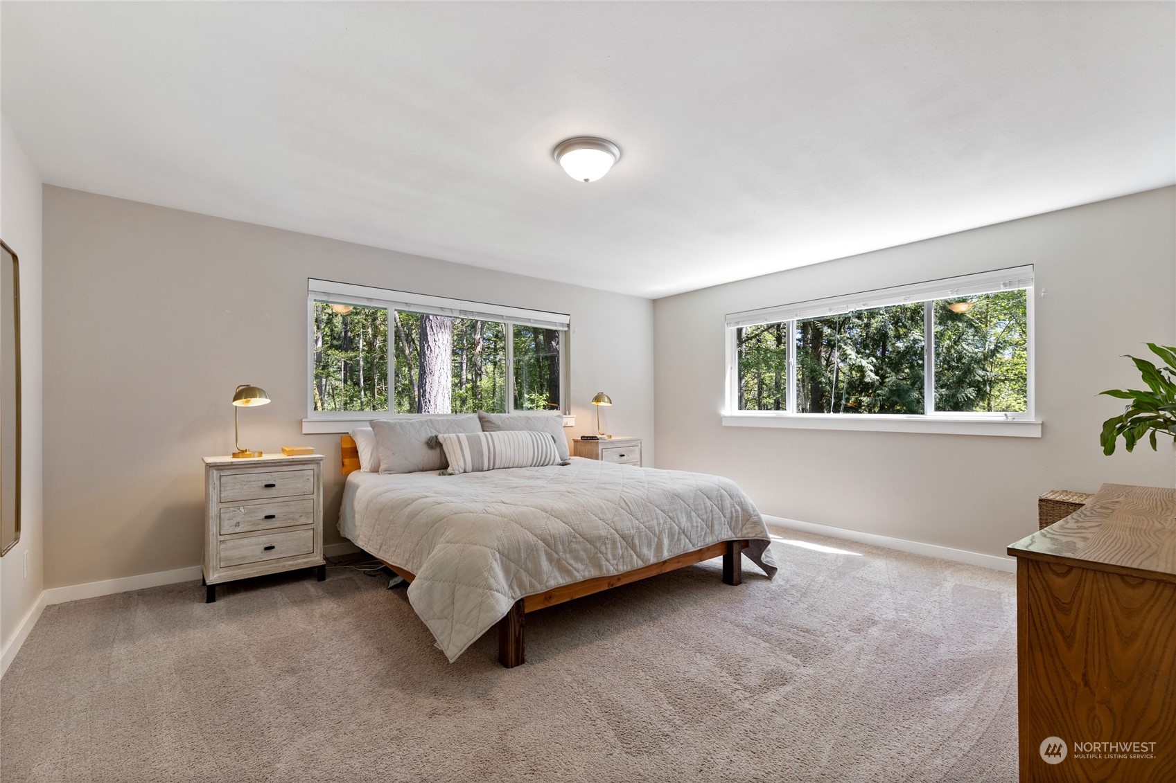 17702 Commons Road SW