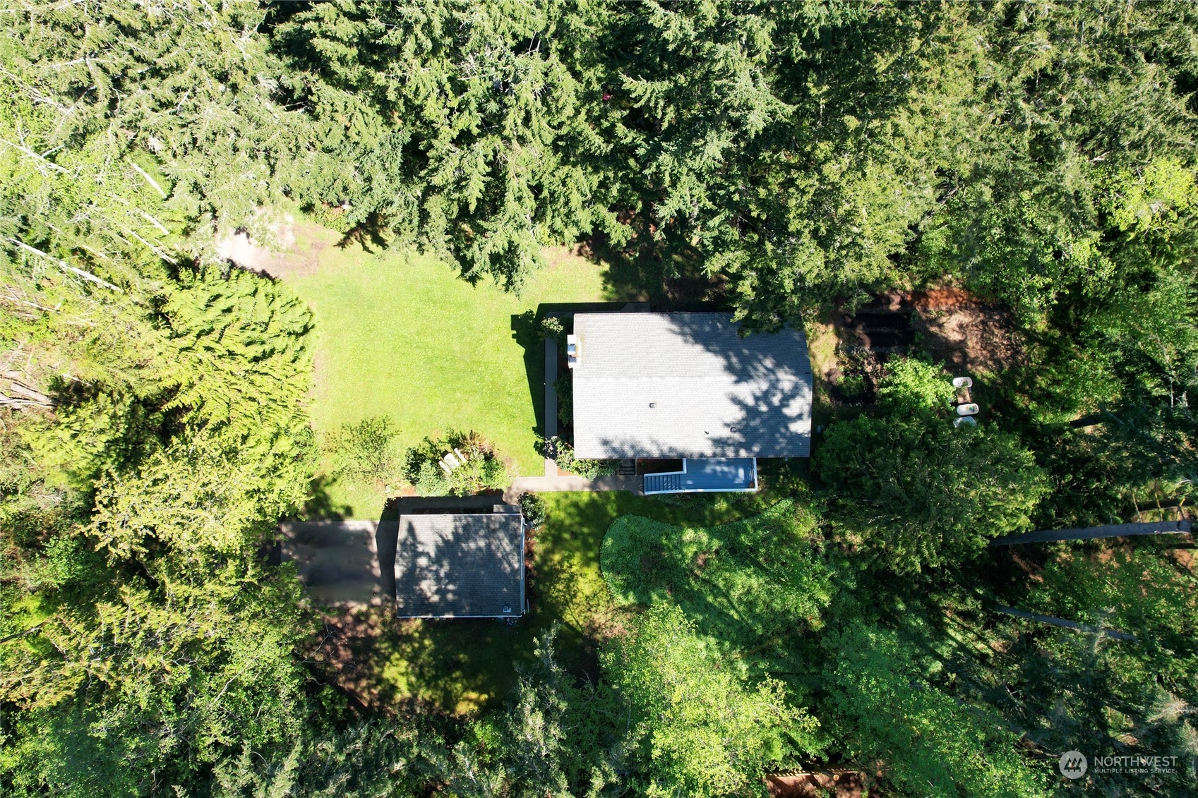 17702 Commons Road SW