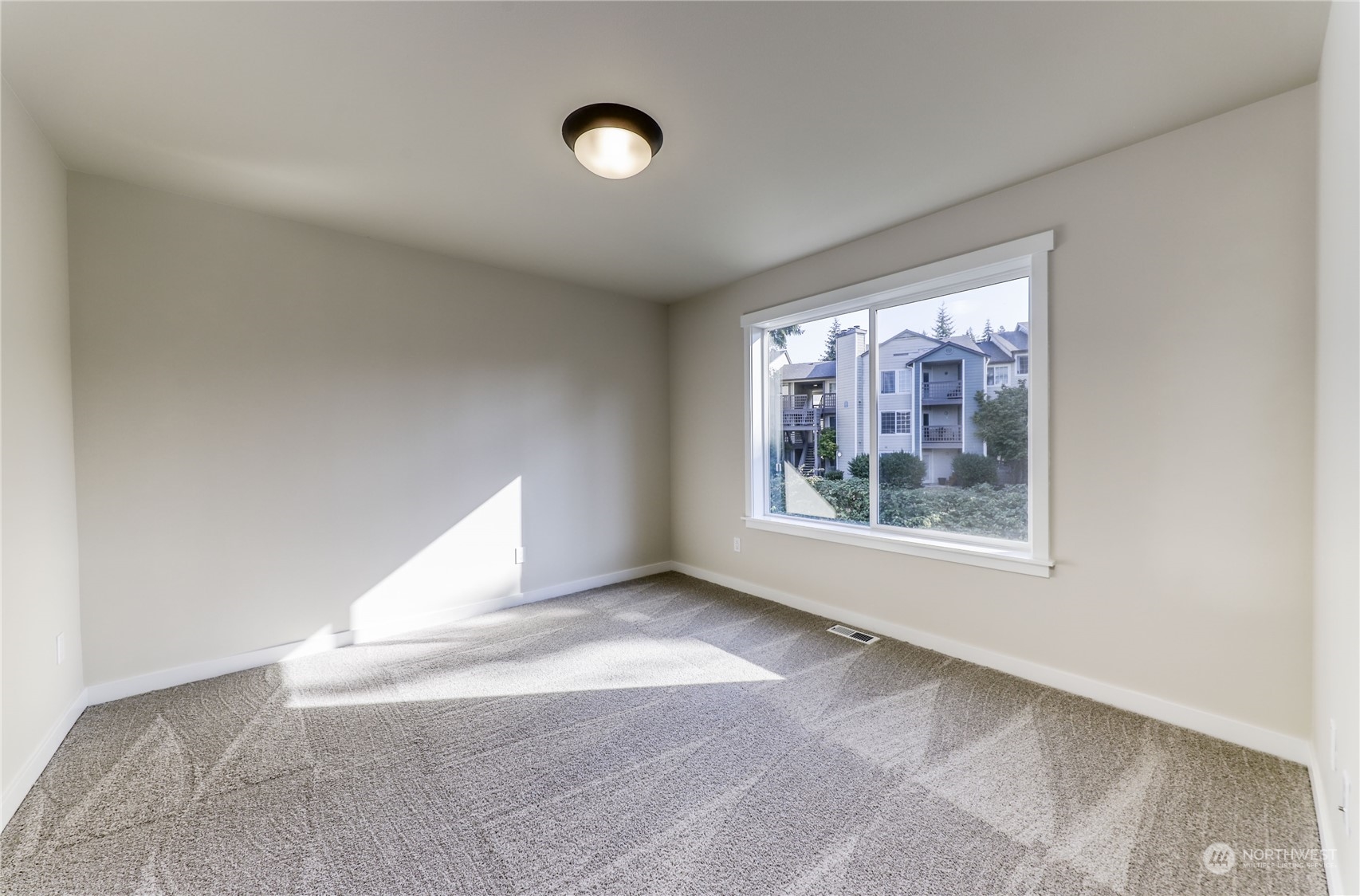 1976 NW Rustling Fir Lane