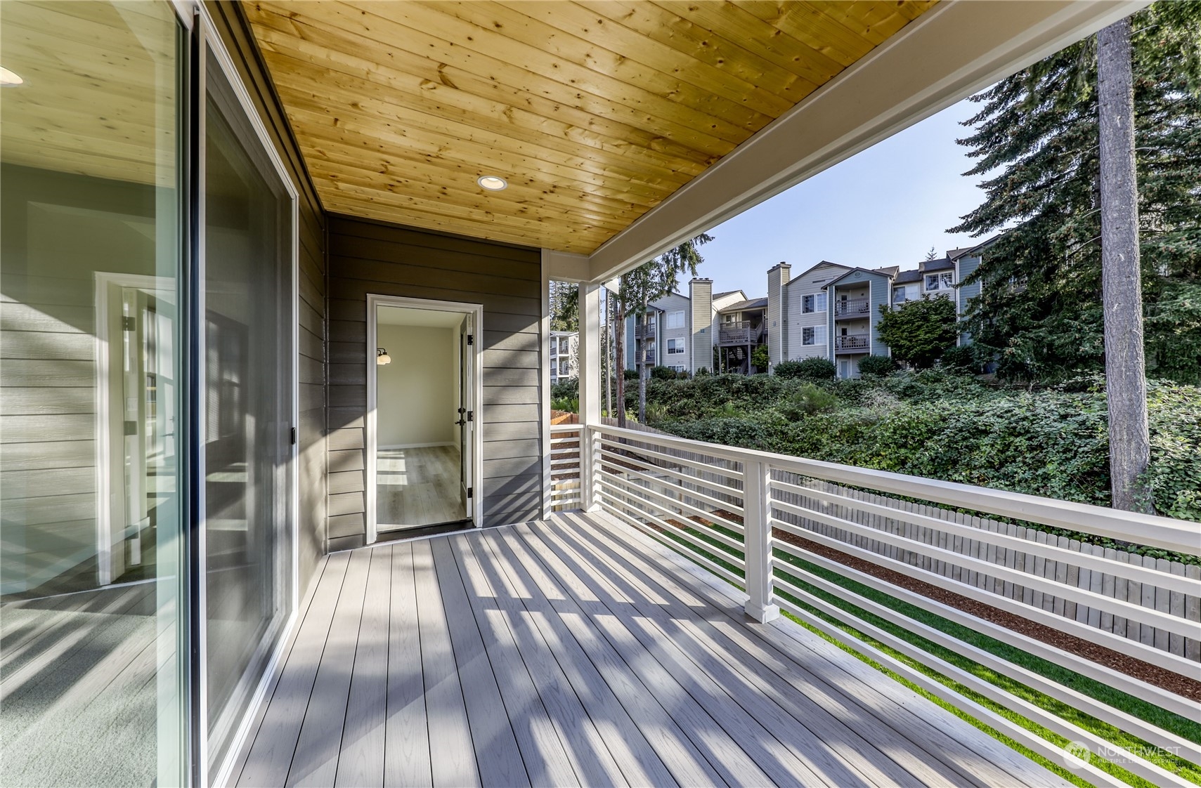 1976 NW Rustling Fir Lane