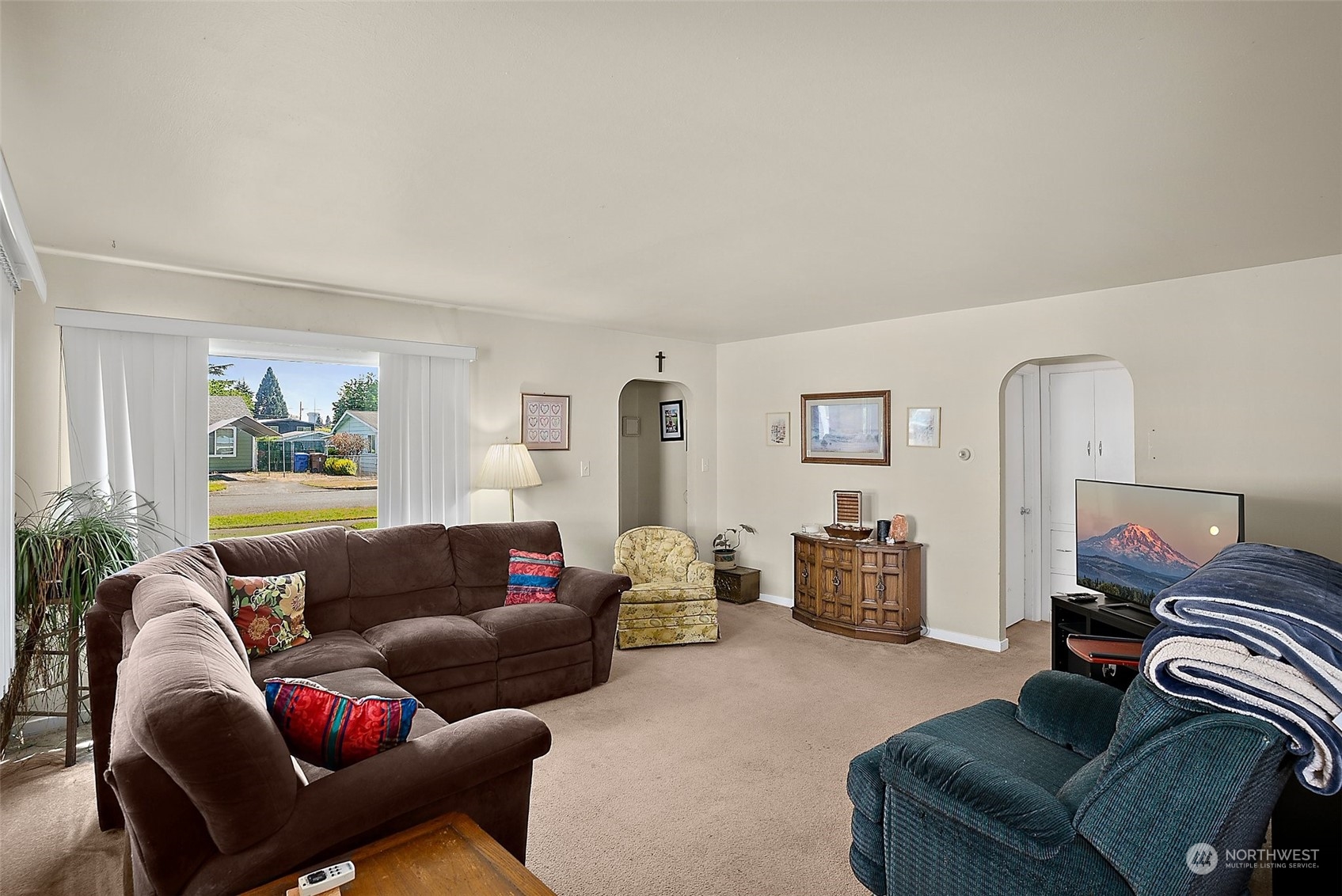 917 E 58th Street