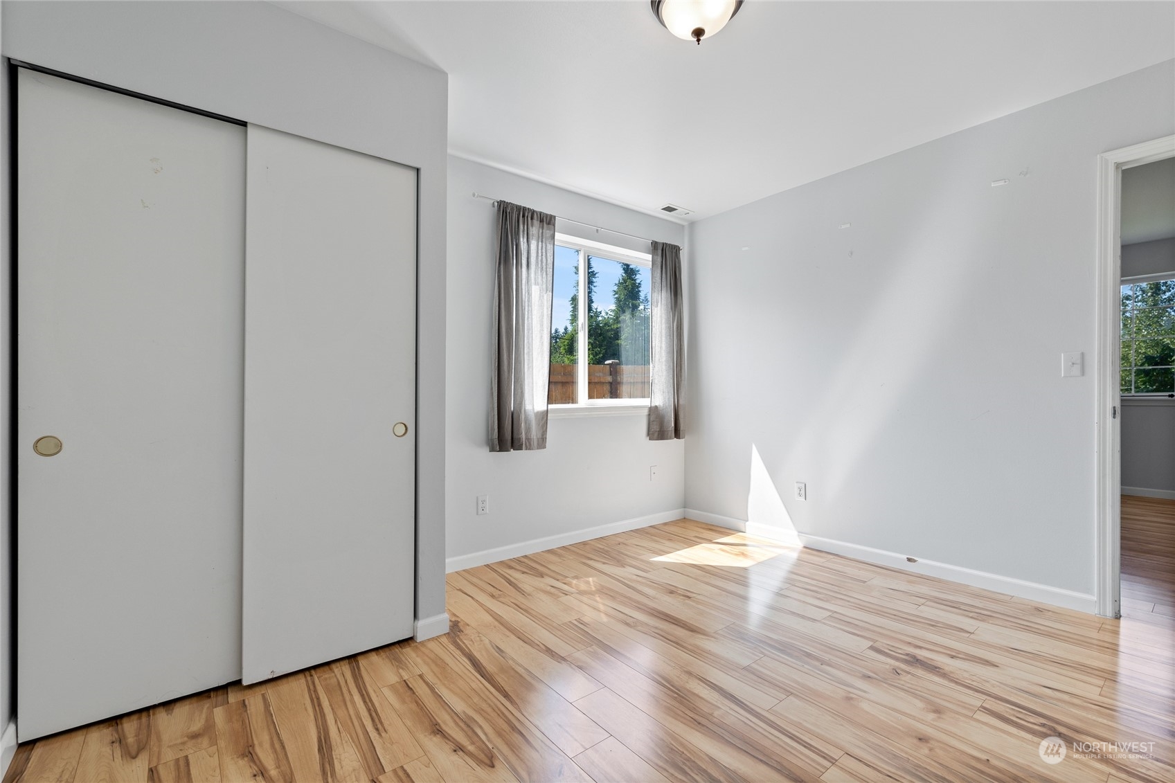 802 127th Street Ct E