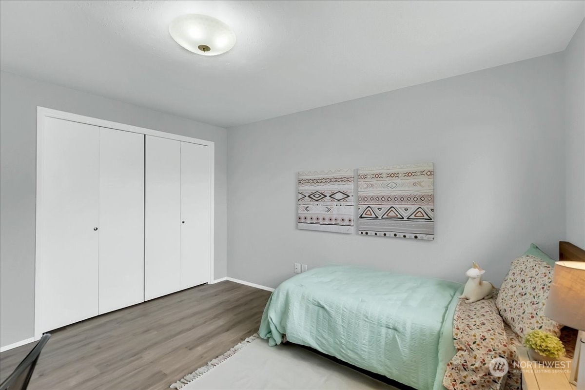 1802 N Skyline Drive