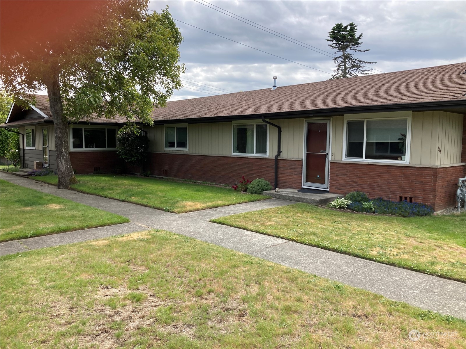 912 N Sheridan Avenue