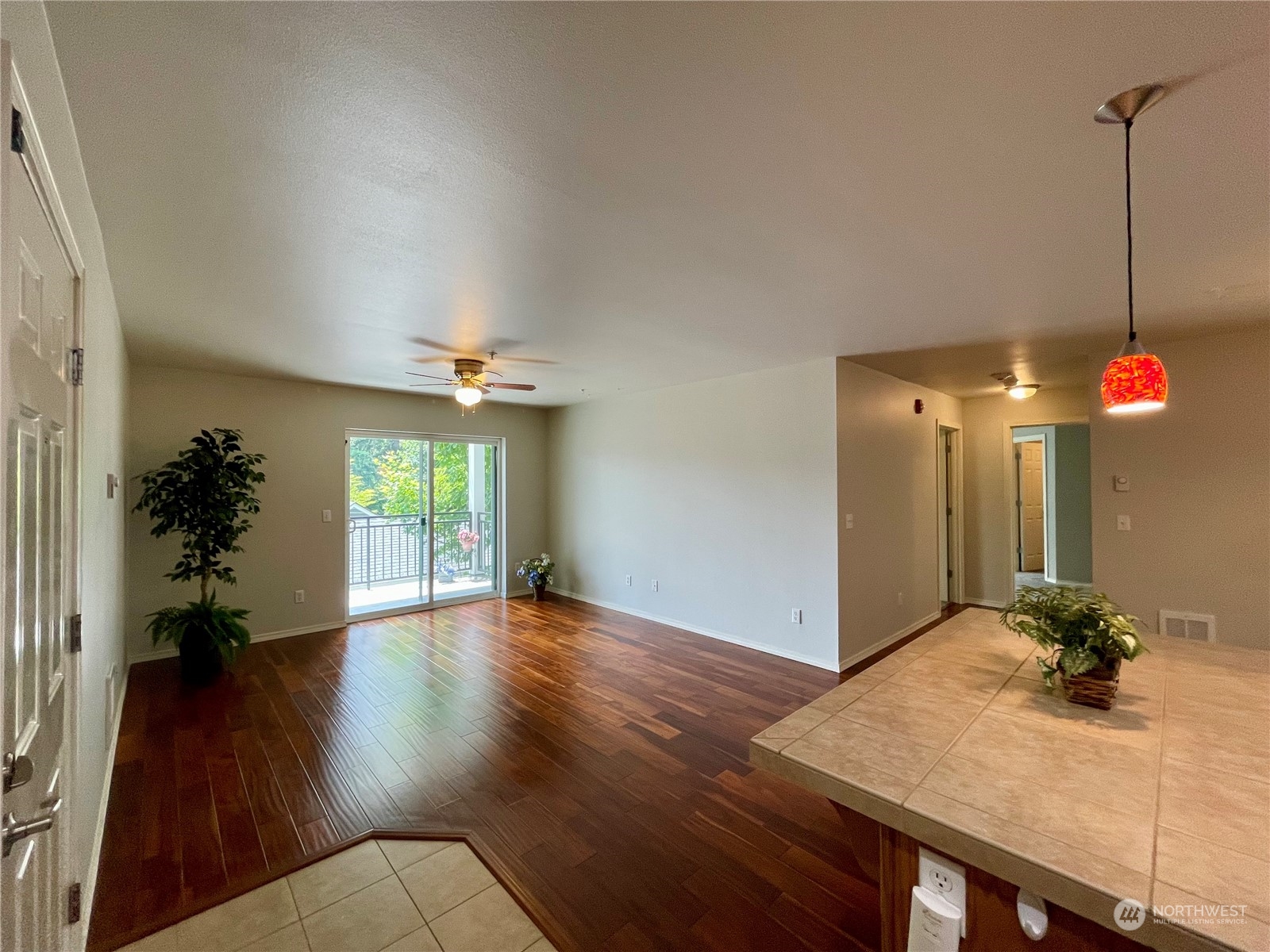 1411 Evergreen Park Drive SW #201