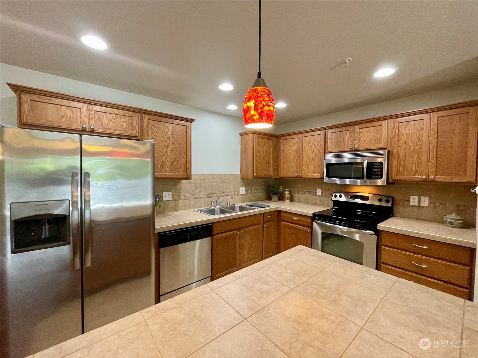 1411 Evergreen Park Drive SW #201