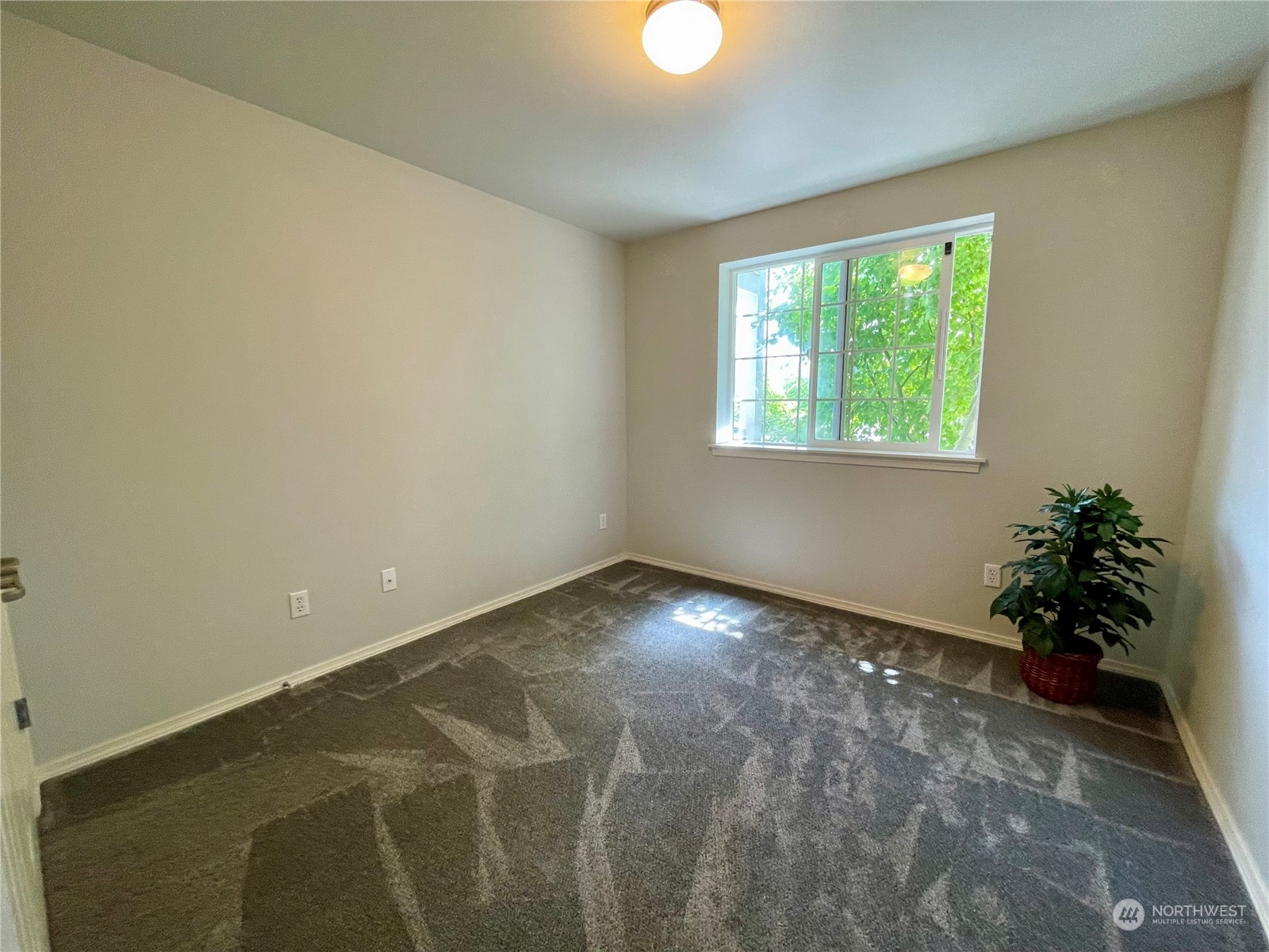 1411 Evergreen Park Drive SW #201