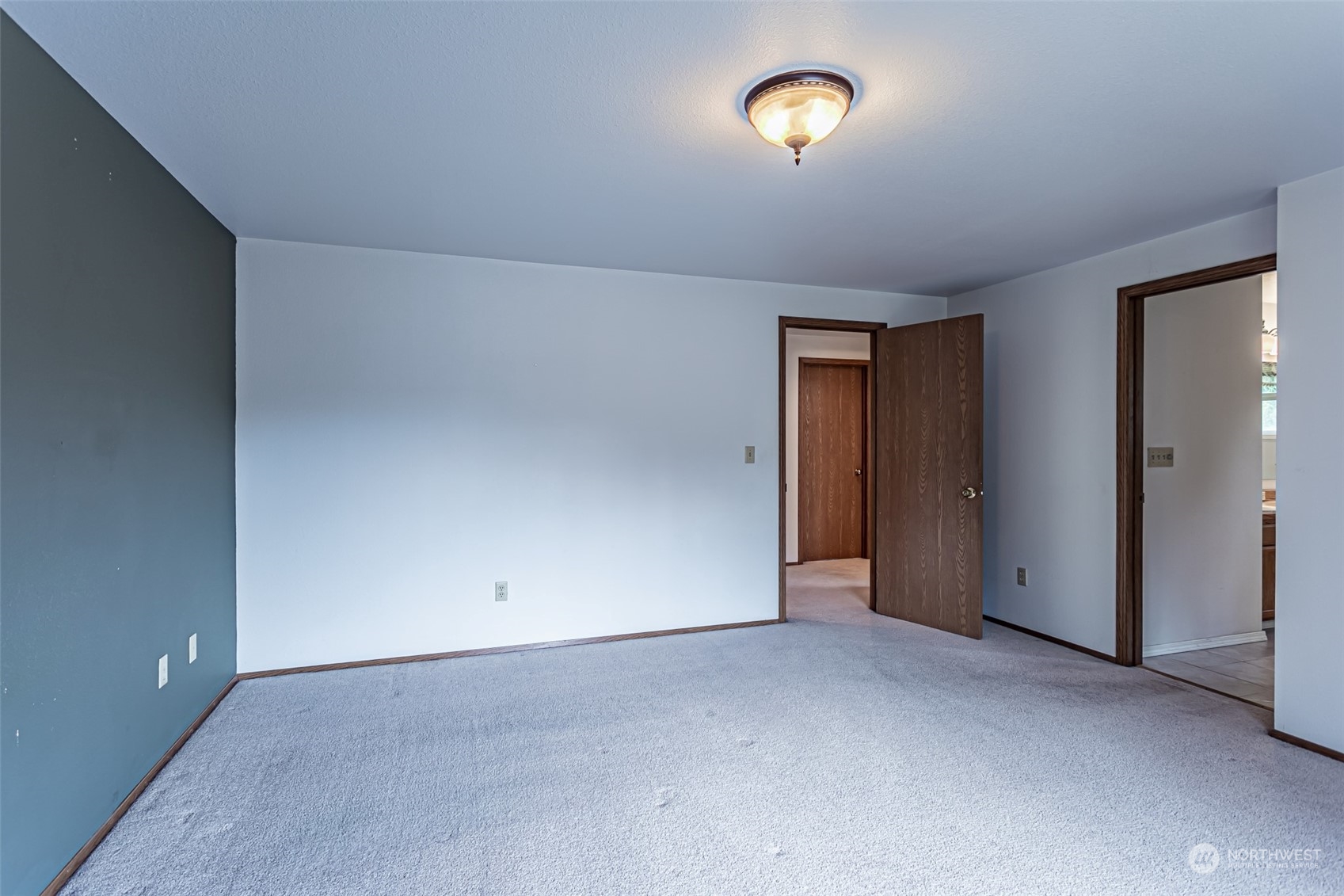 8001 243rd Street Ct E